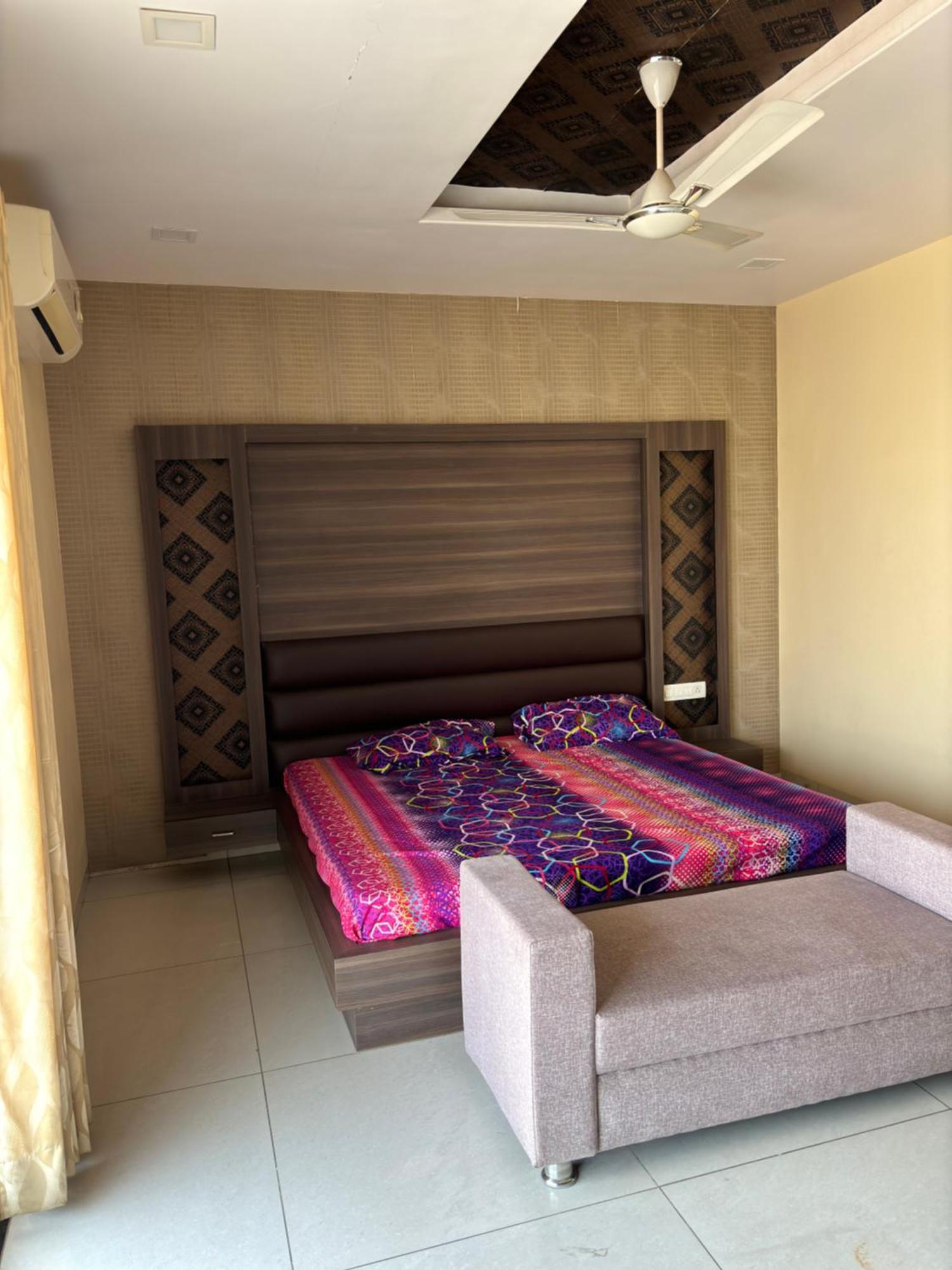 Spacious 3bhk Penthouse In