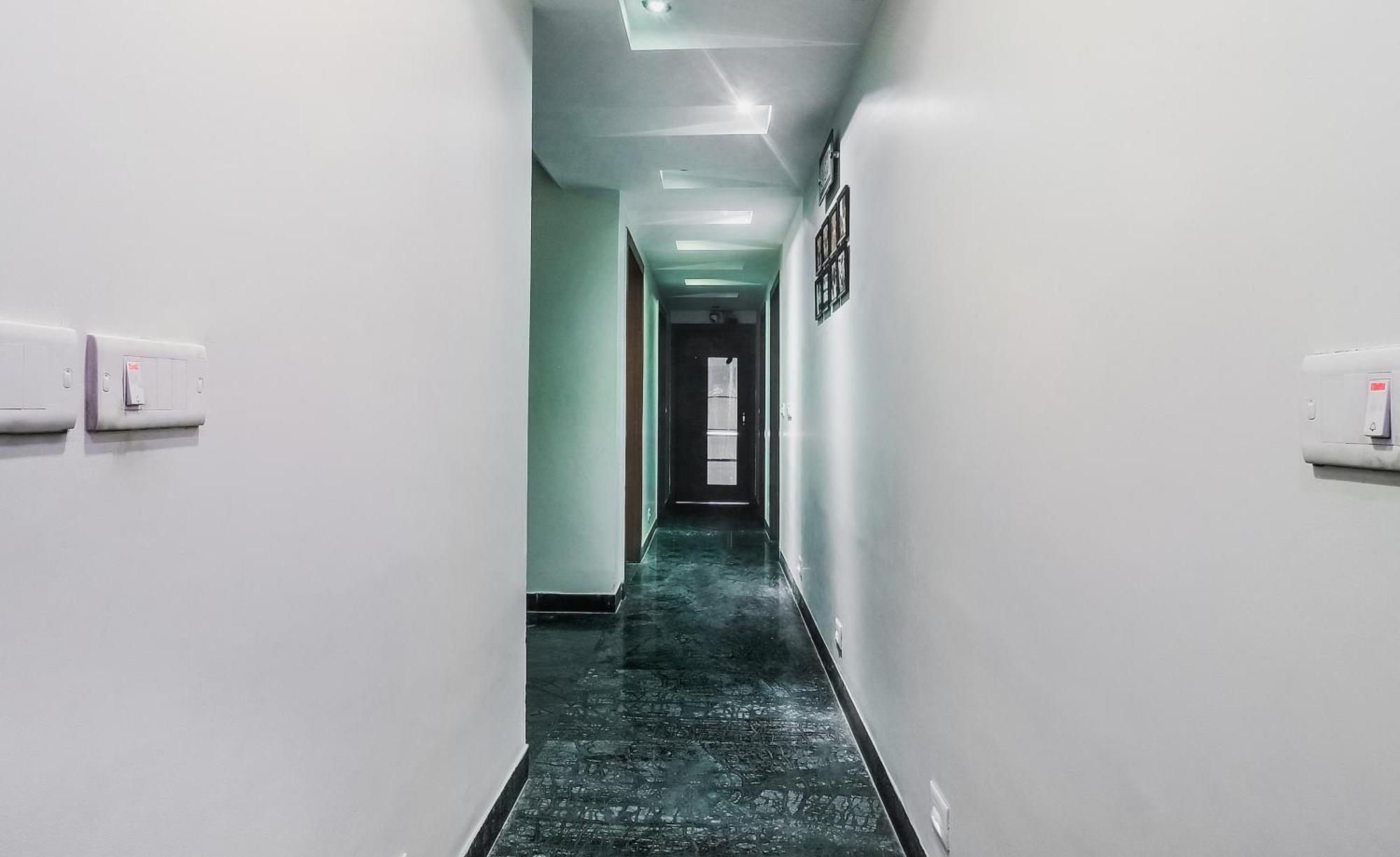 Townhouse Oak Krishna Nagar Formerly Aqua 4*