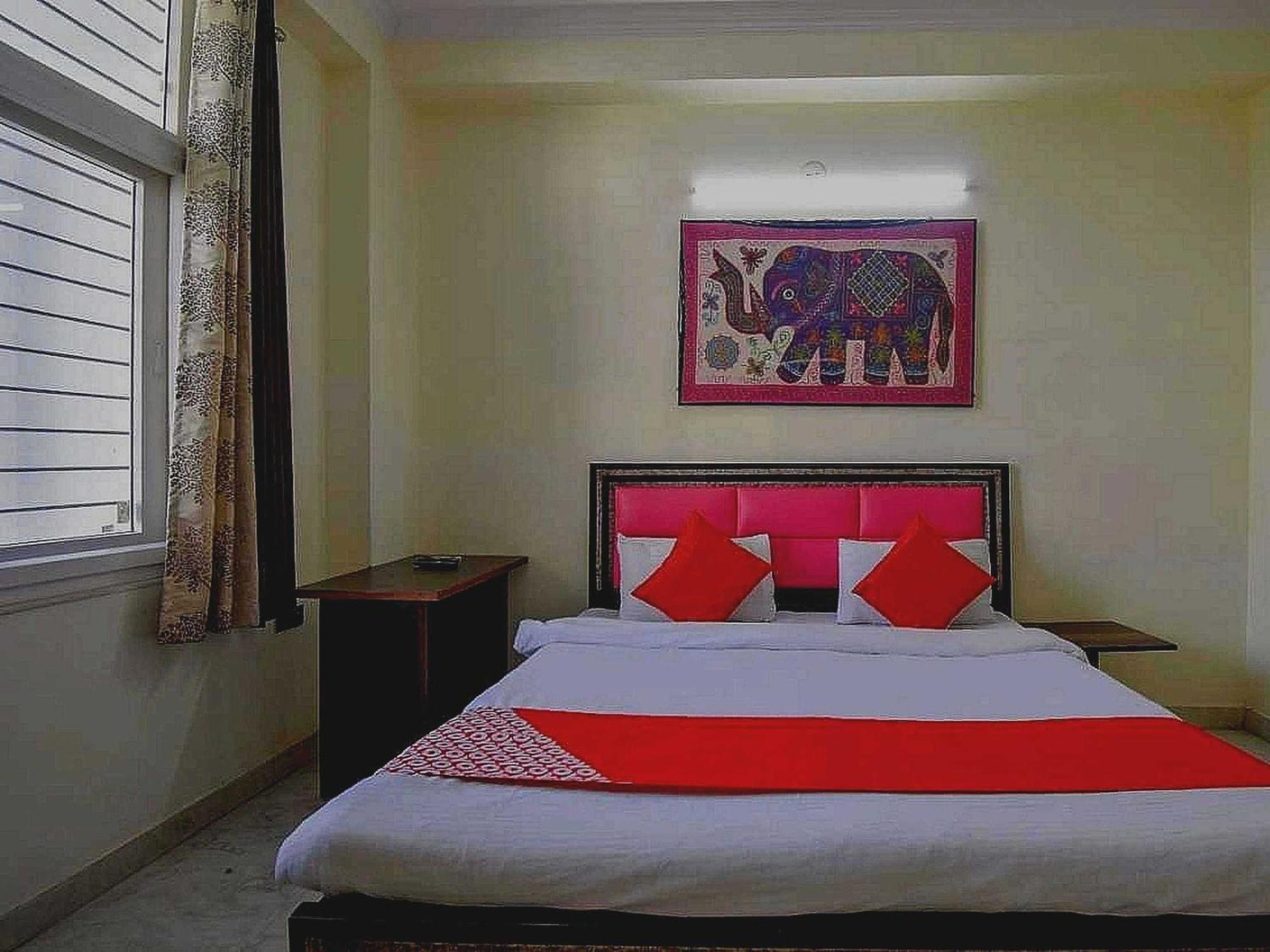Collection O Gokul Vatika 4* Jaipur