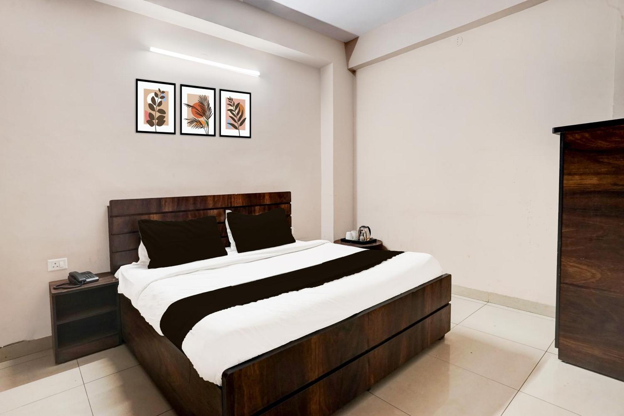 O Sector 17 Road Pratapnagar 3* Jaipur