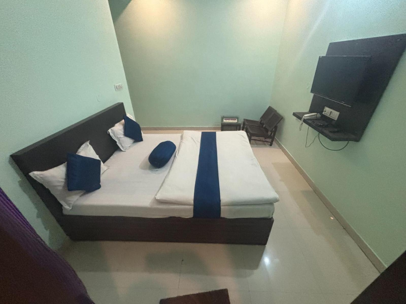 Govindam Plaza Hotel