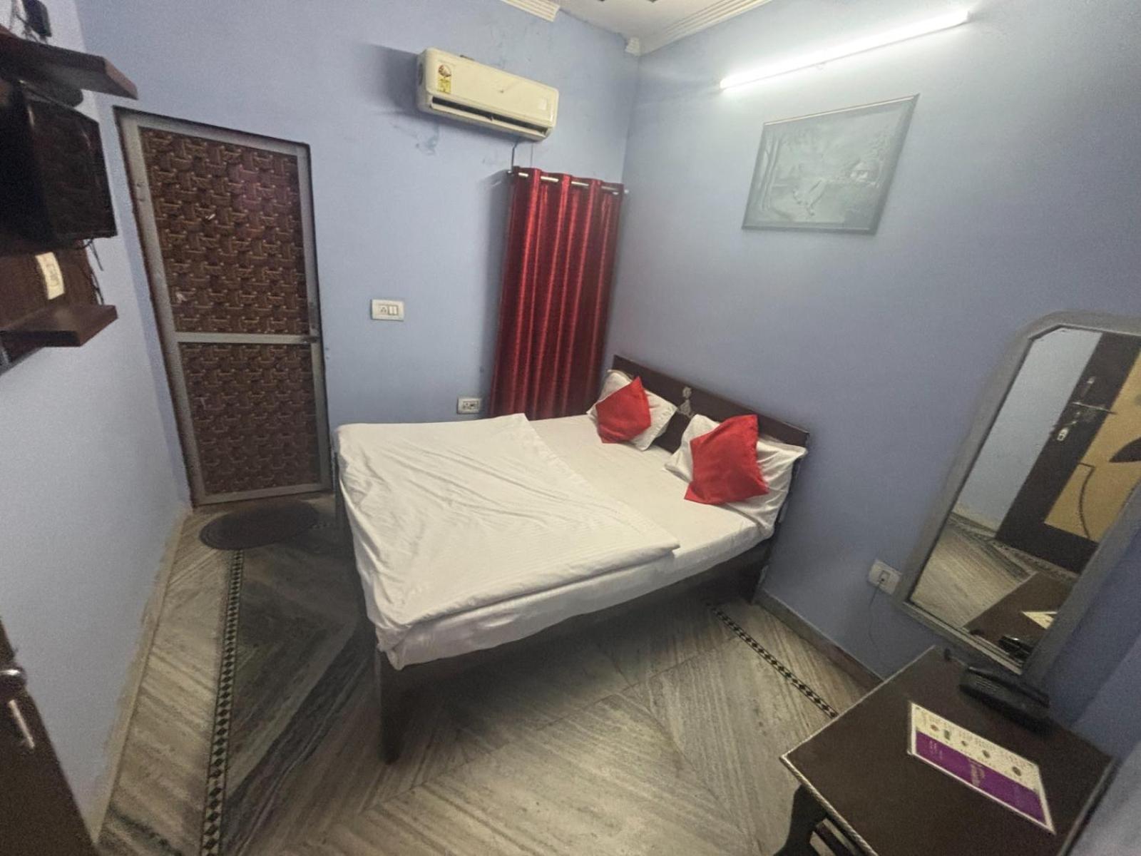 Hotel Govindam Plaza