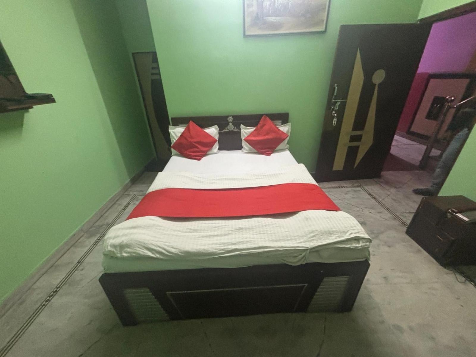 Govindam Plaza Hotel