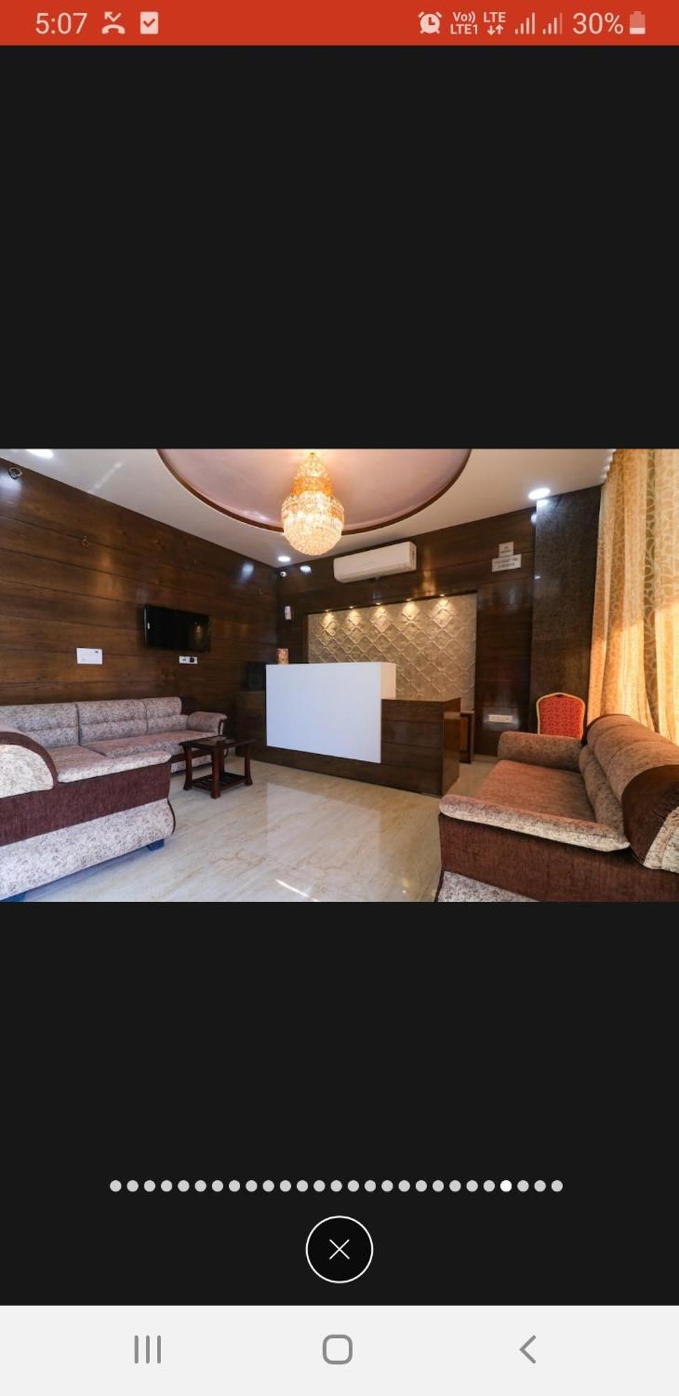 Hotel Aryan 3*