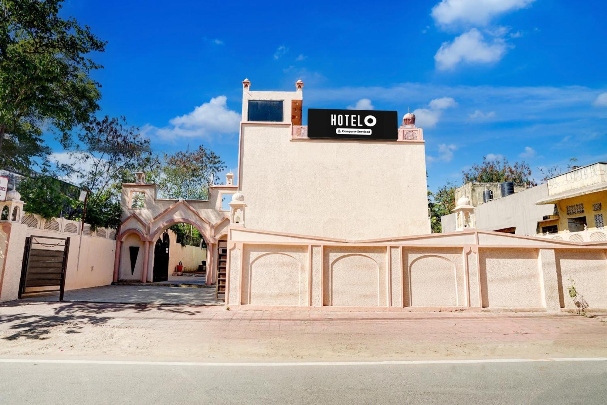 Hotel Super O Meera Marg Near Bani Park Formerly Cozy Vibes Jaipur