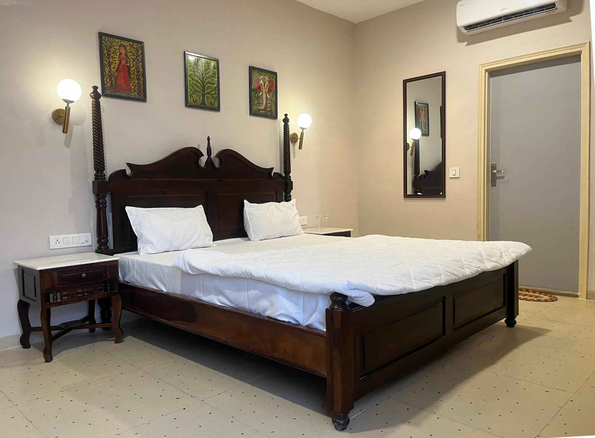 Sakura & 3* Jaipur