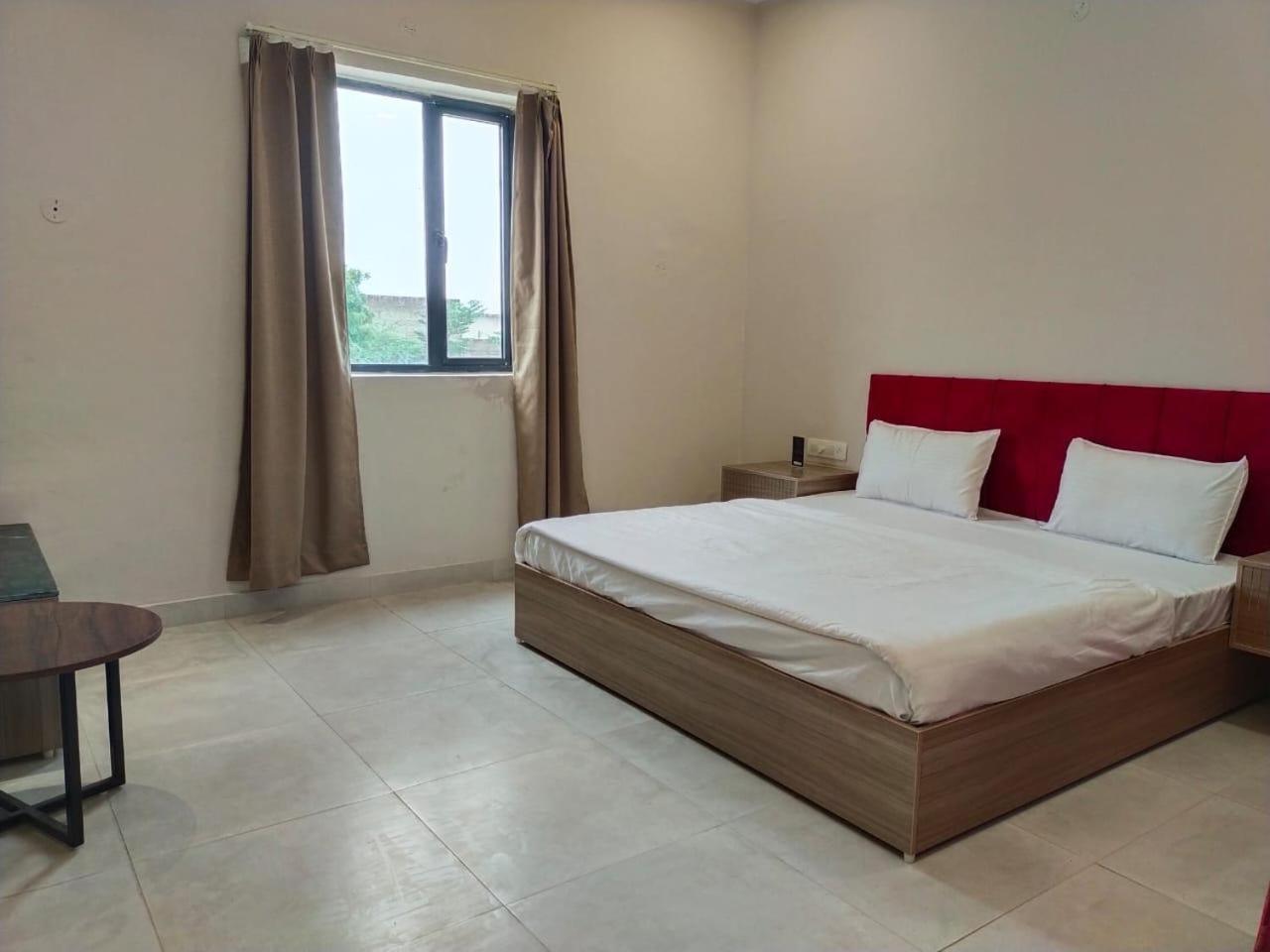 Hotel Sakura & Jaipur