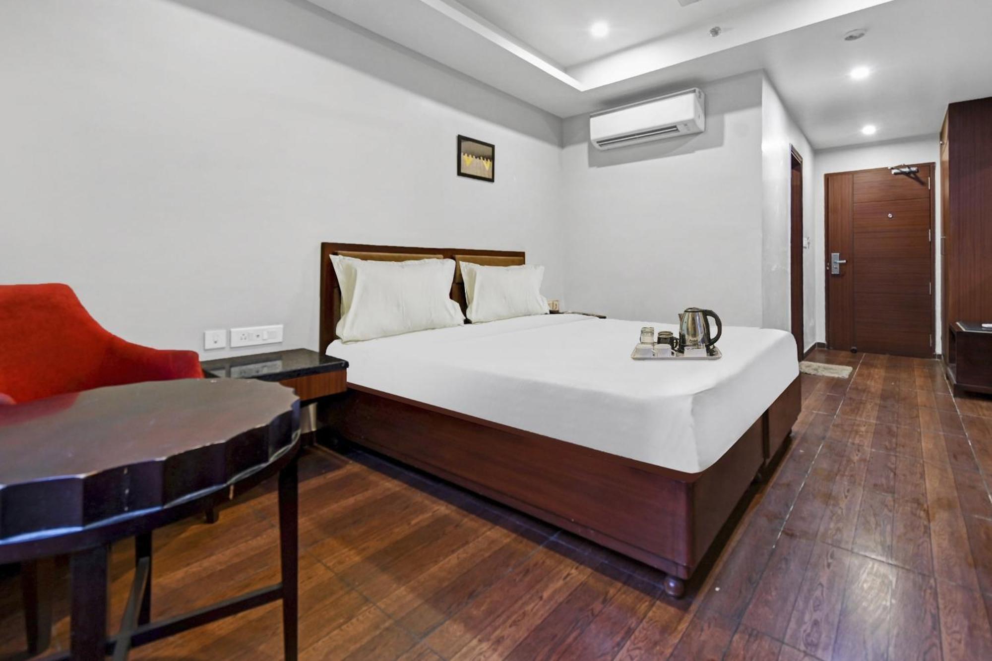 Townhouse The Grand Hotel 4*