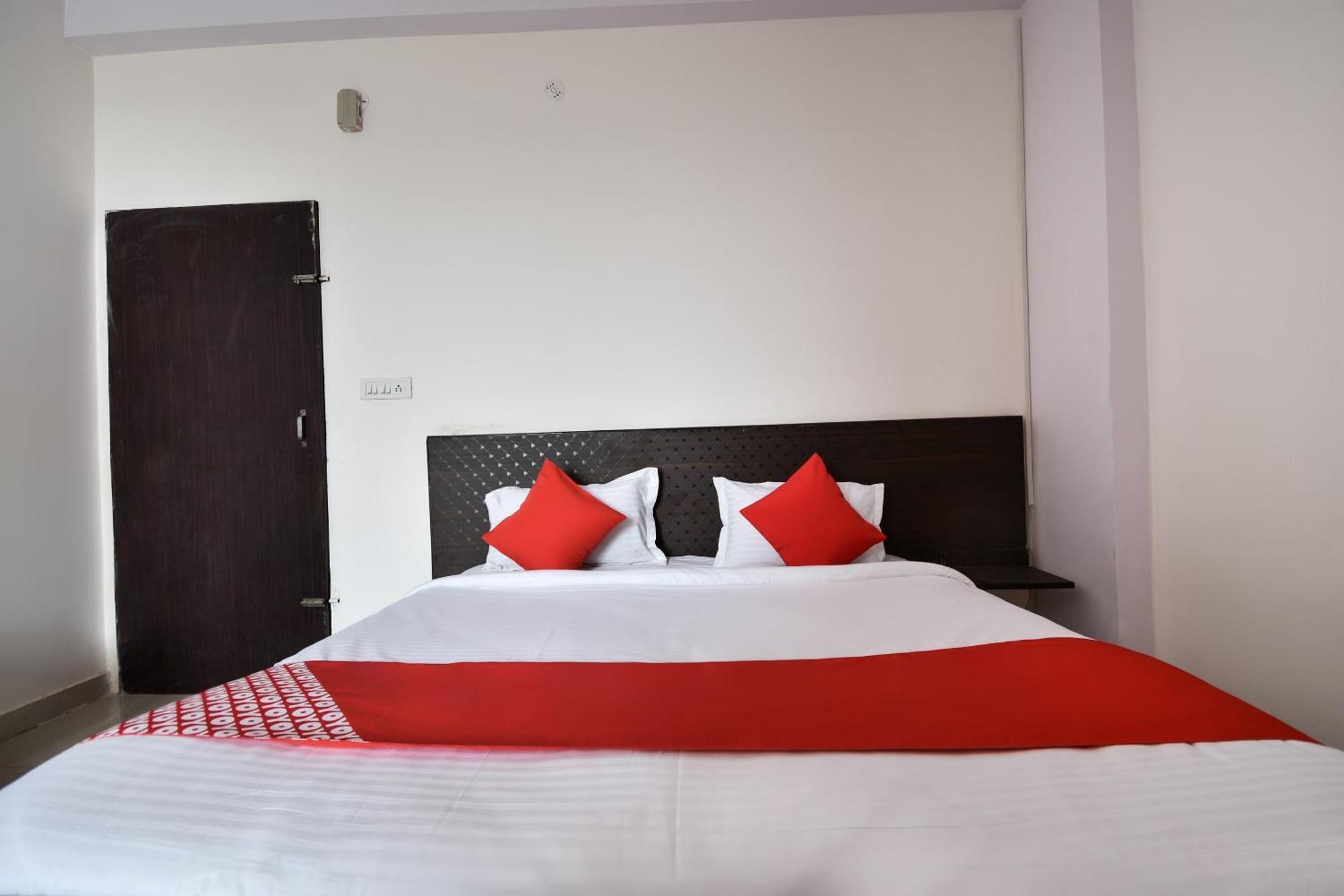Hotel O Rj 21-18