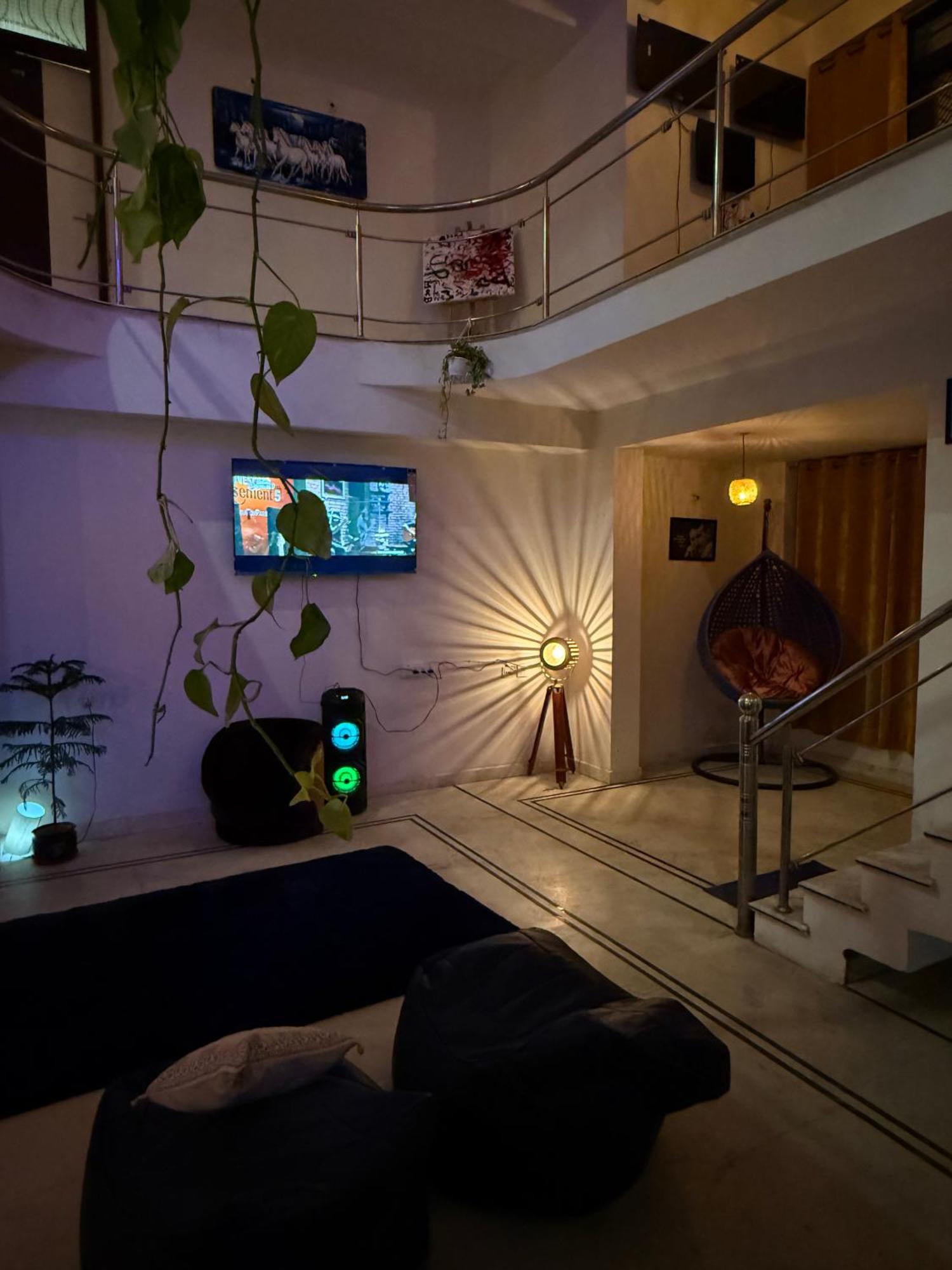 Area 369 Hotel