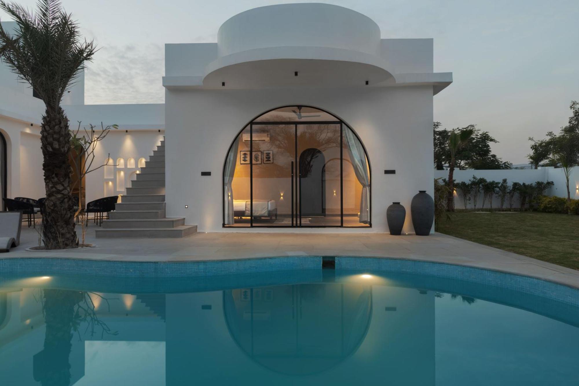 Rawstone Luxury * Jaipur
