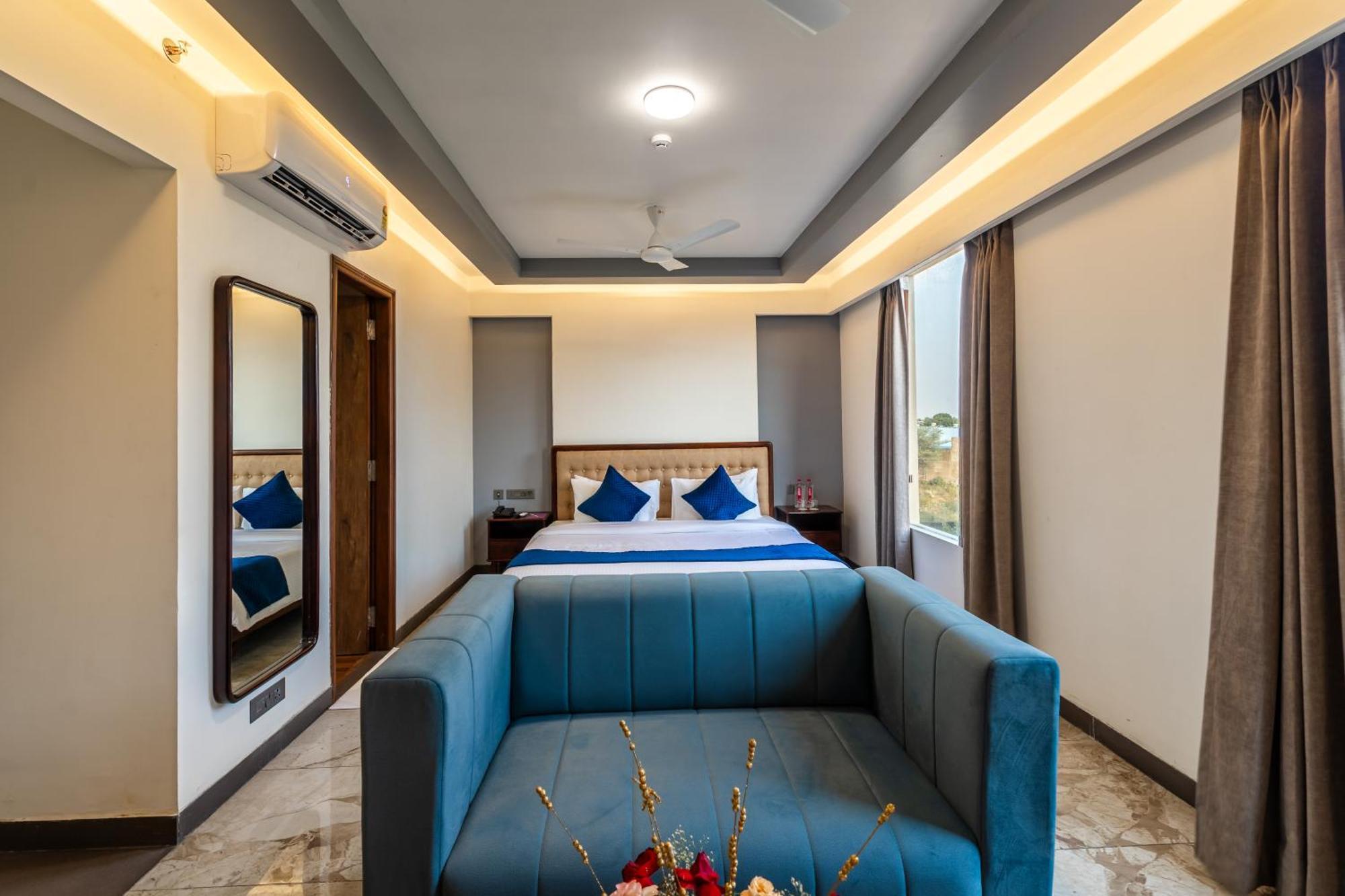 Clarks Hotel Jaipur