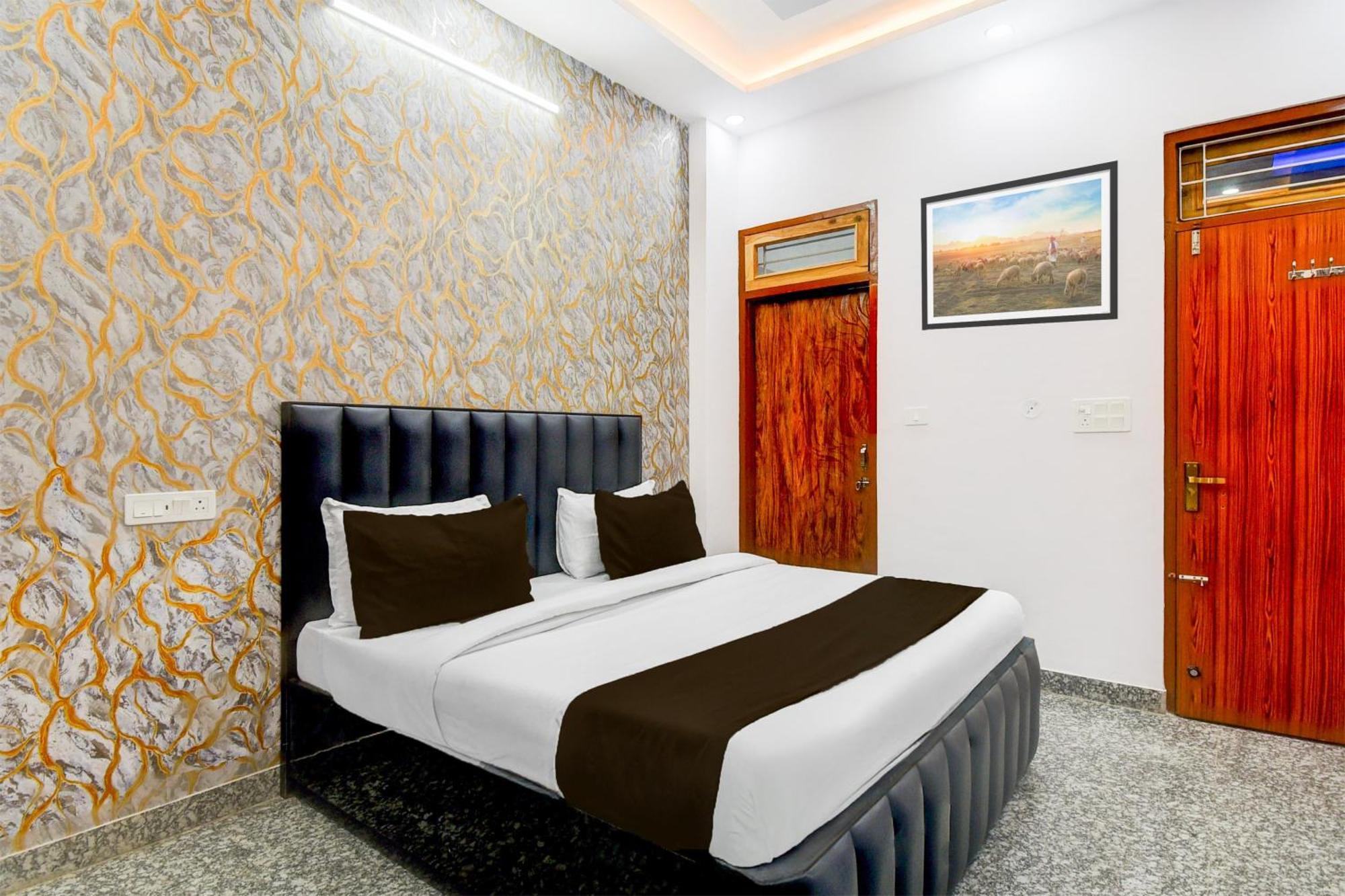 Hotel O Luxury - 2 3*