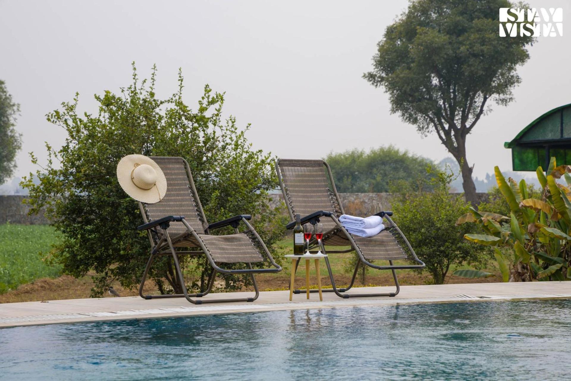 Stayvista At The Saket Farm With Pool, Bonfire Villa Jaipur
