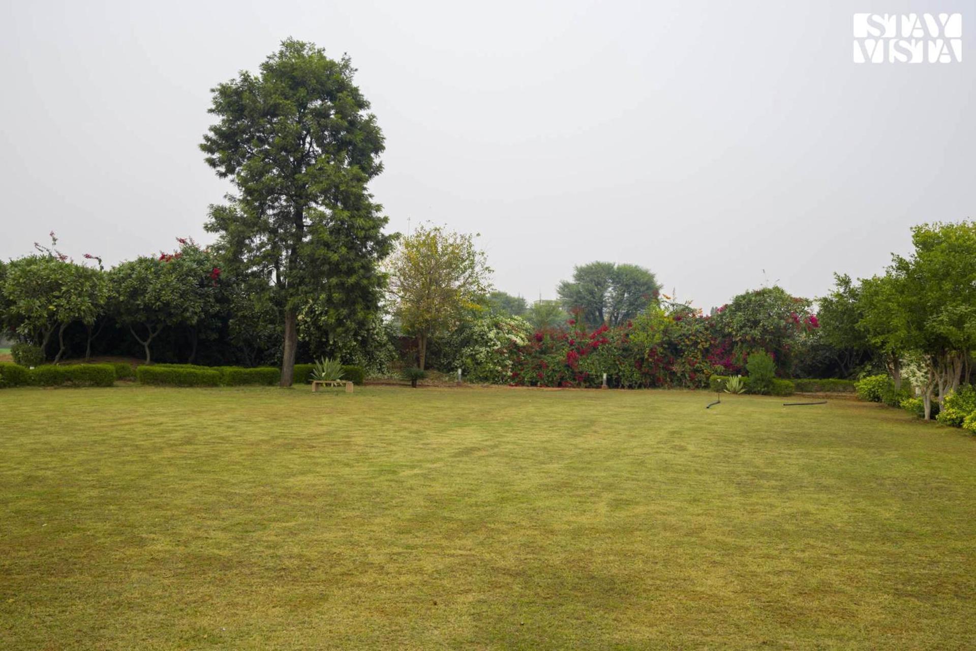 Stayvista At The Saket Farm With Pool, Bonfire Villa Jaipur