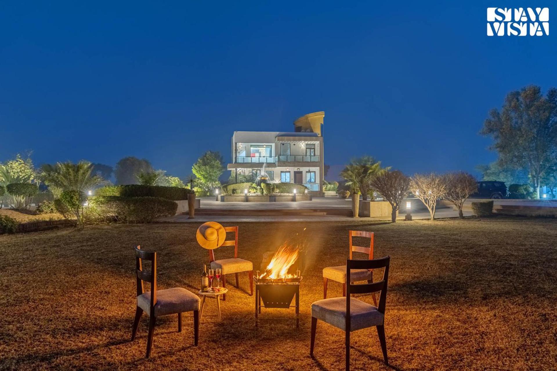 Stayvista At The Saket Farm With Pool, Bonfire Jaipur
