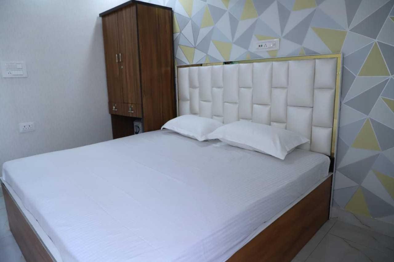 Hotel O Pop Onestop