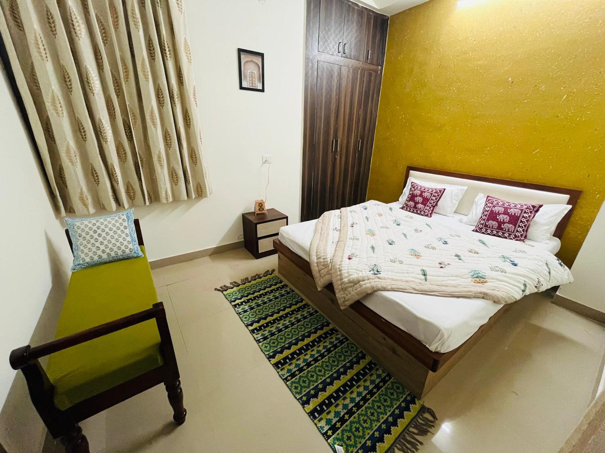 Experience The Vintage Charm - Private 3Bhk Flat In Jaipur Apartment *