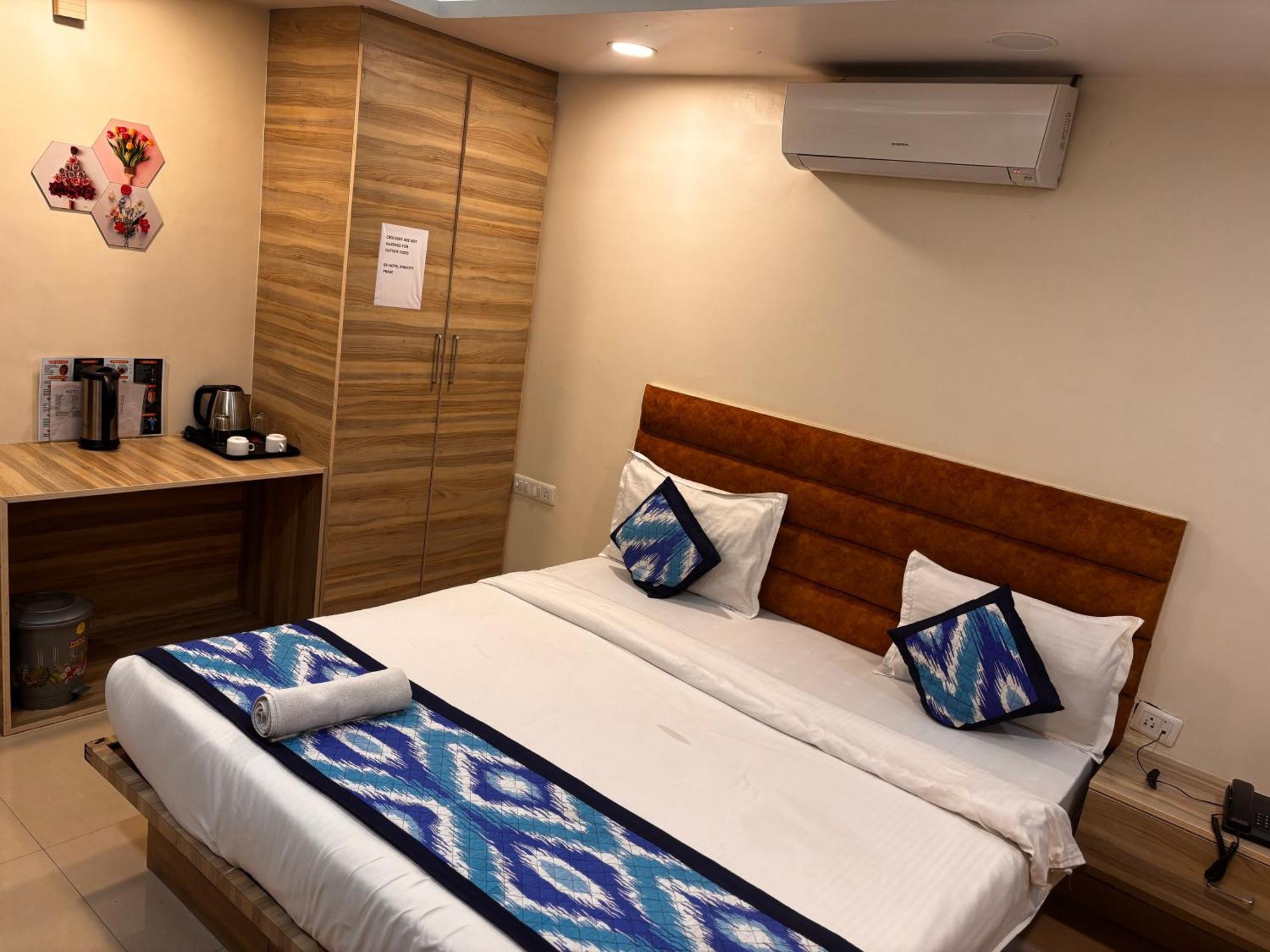 Gulabi Nagri, Malviya Nagar, 2* Jaipur