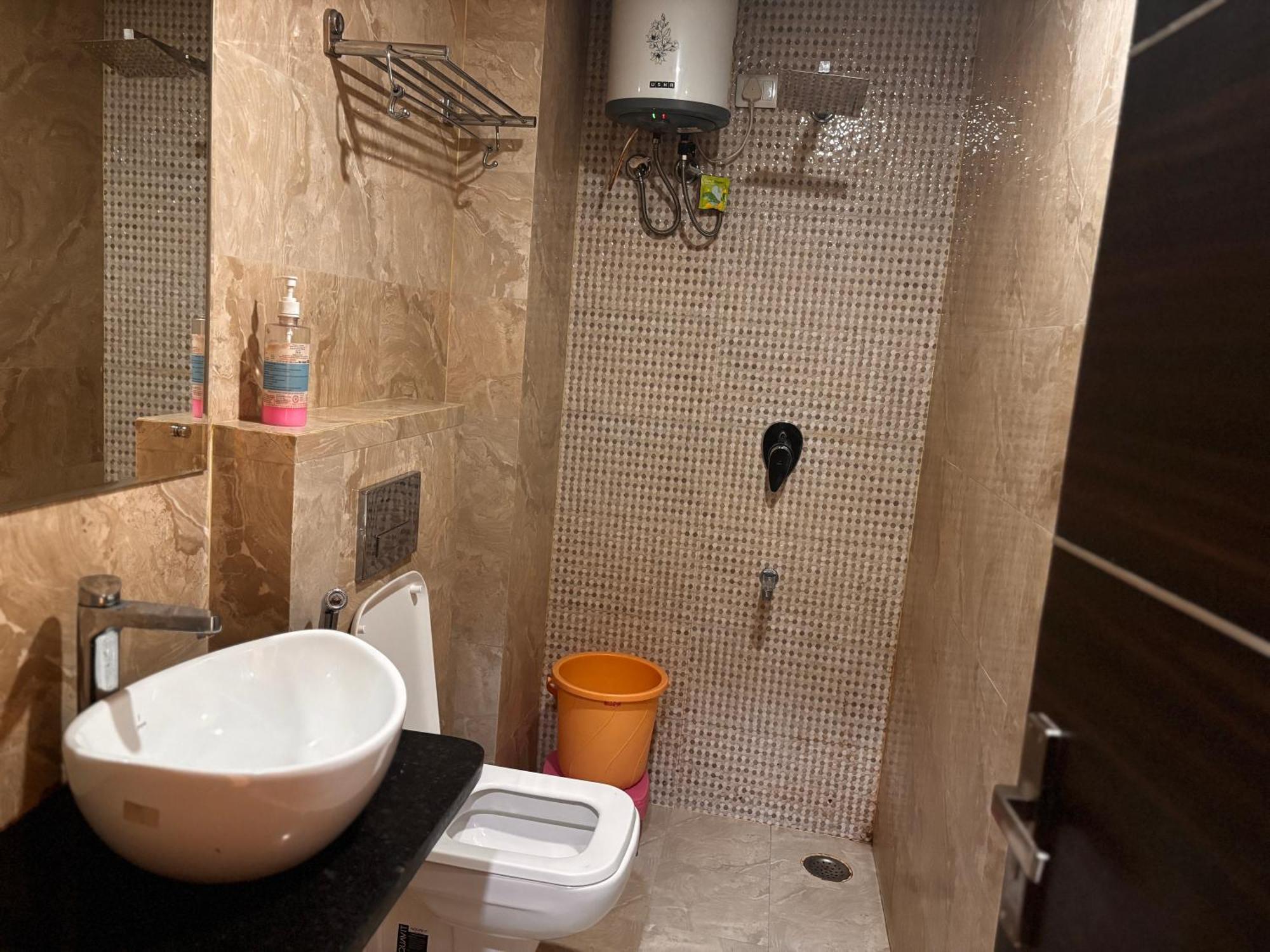 Hotel Gulabi Nagri, Malviya Nagar,