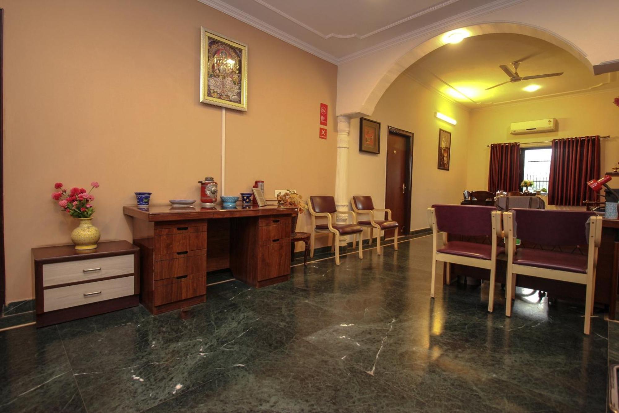 Super Hotel O Jaipur Stays