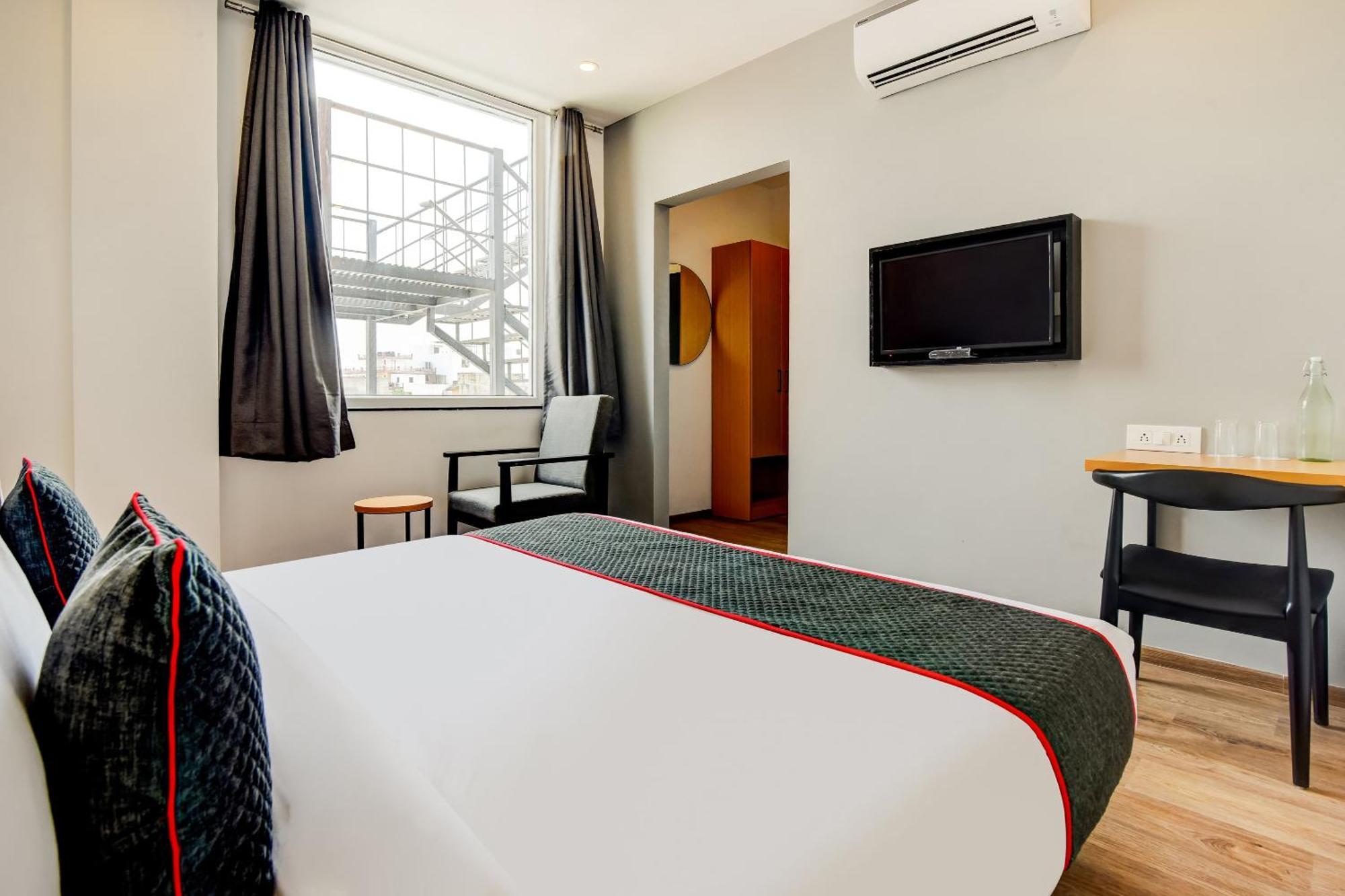 Hotel Townhouse 207 Downtown My