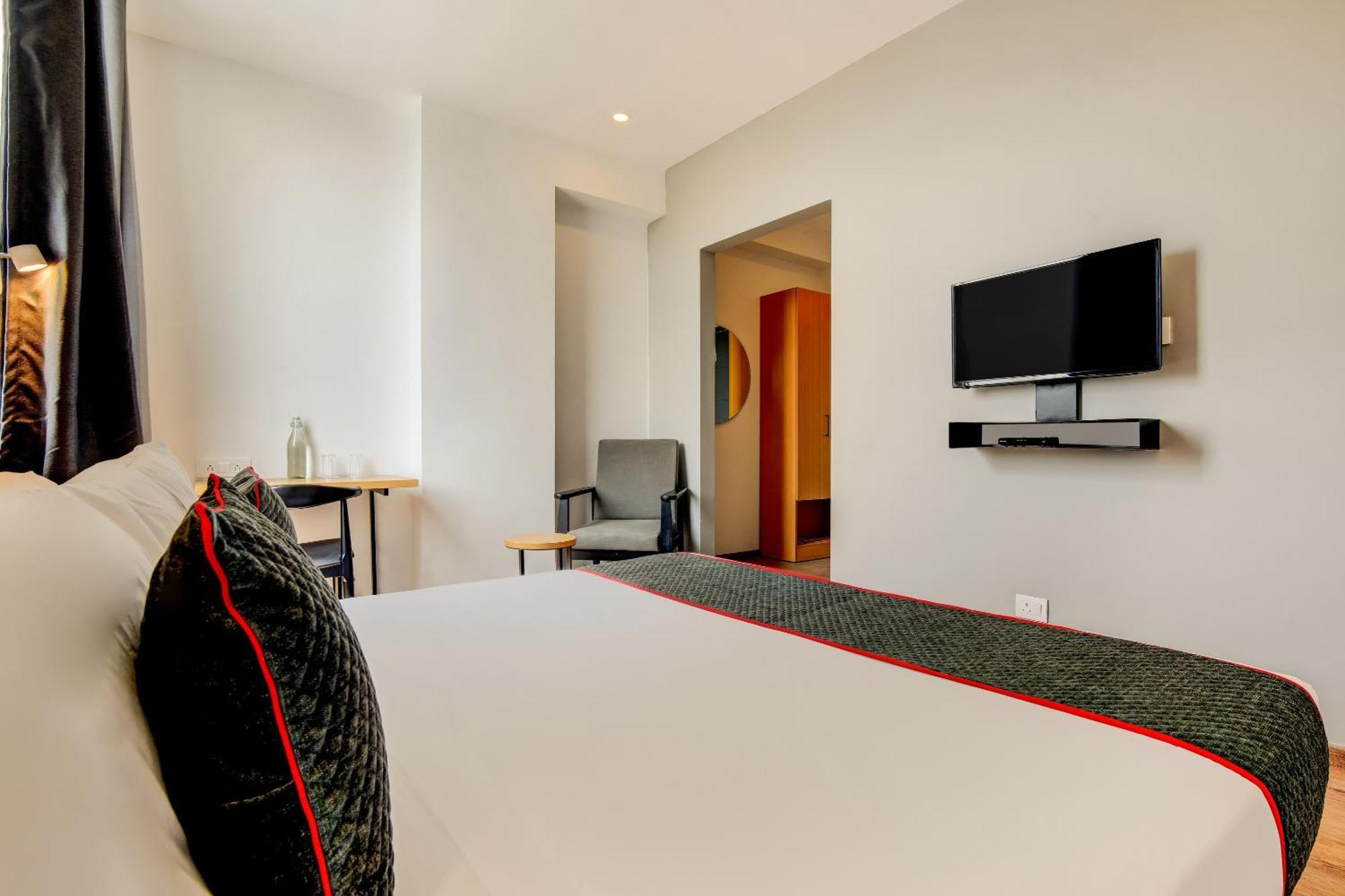 Hotel Townhouse 207 Downtown My