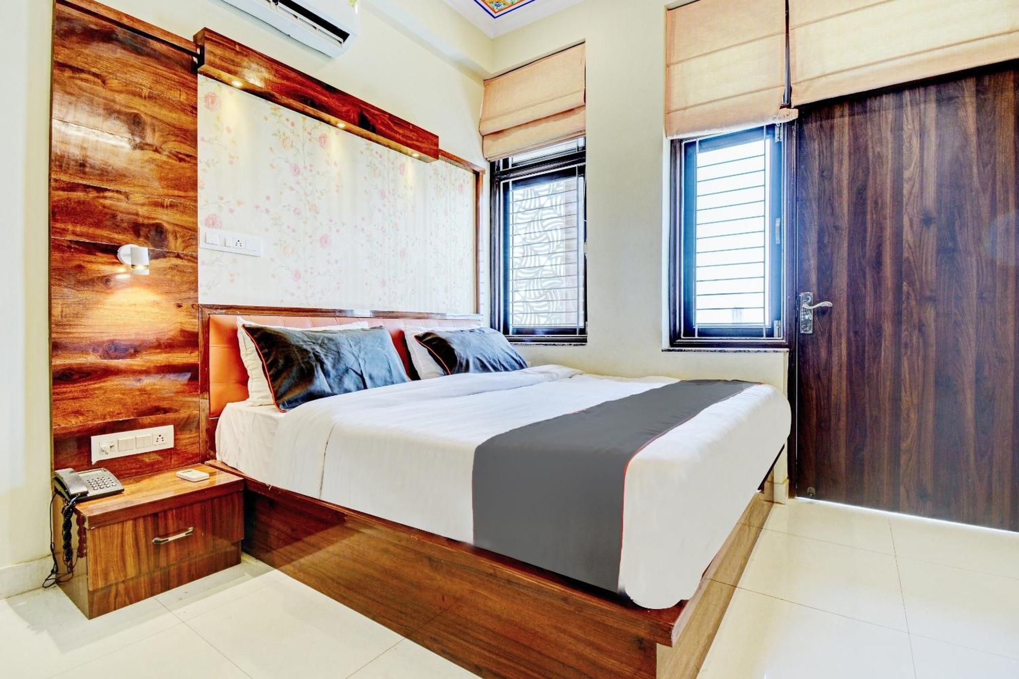 Hotel Collection O Tejesvi Jaipur