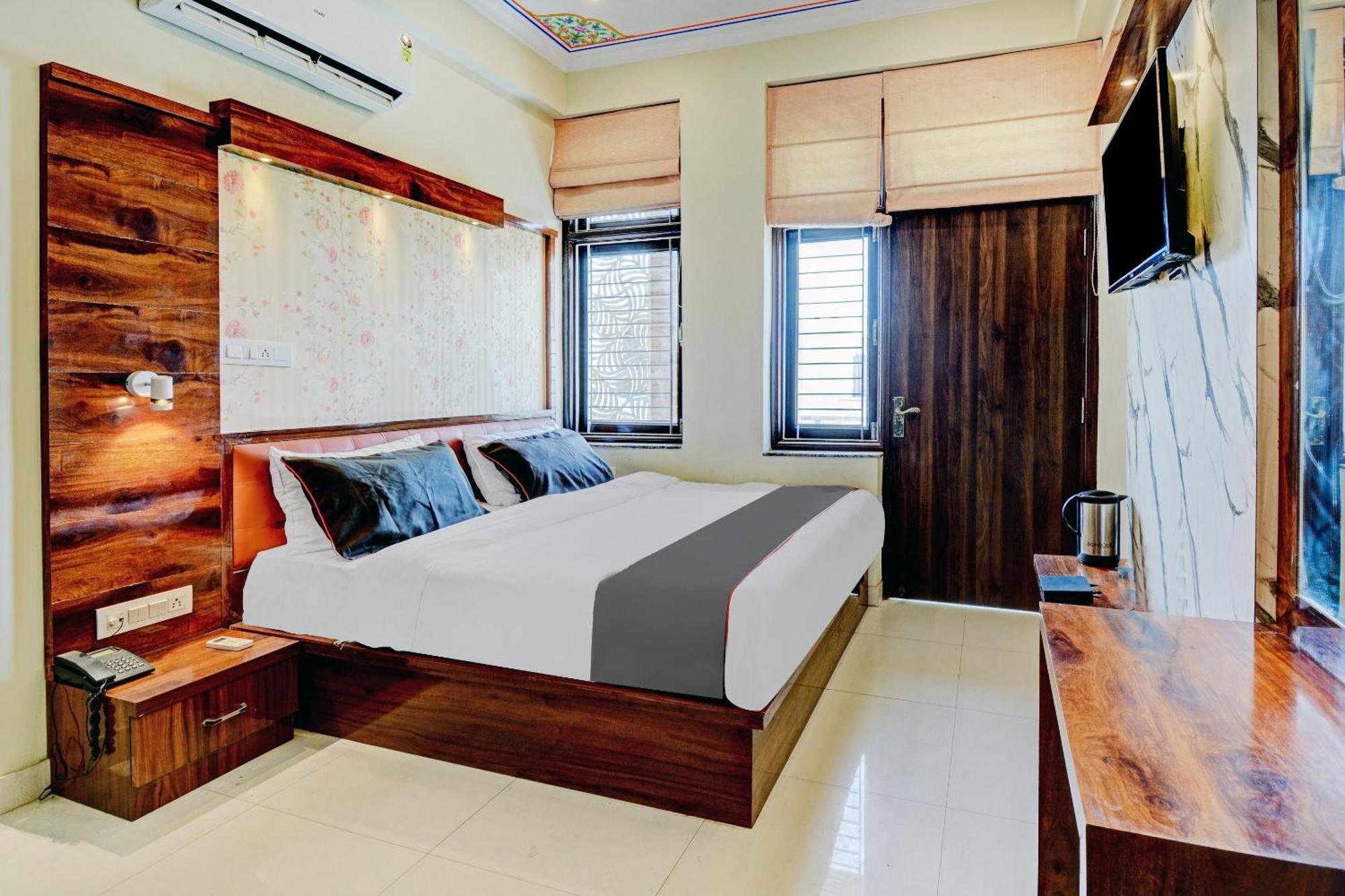 Collection O Tejesvi Hotel 4*
