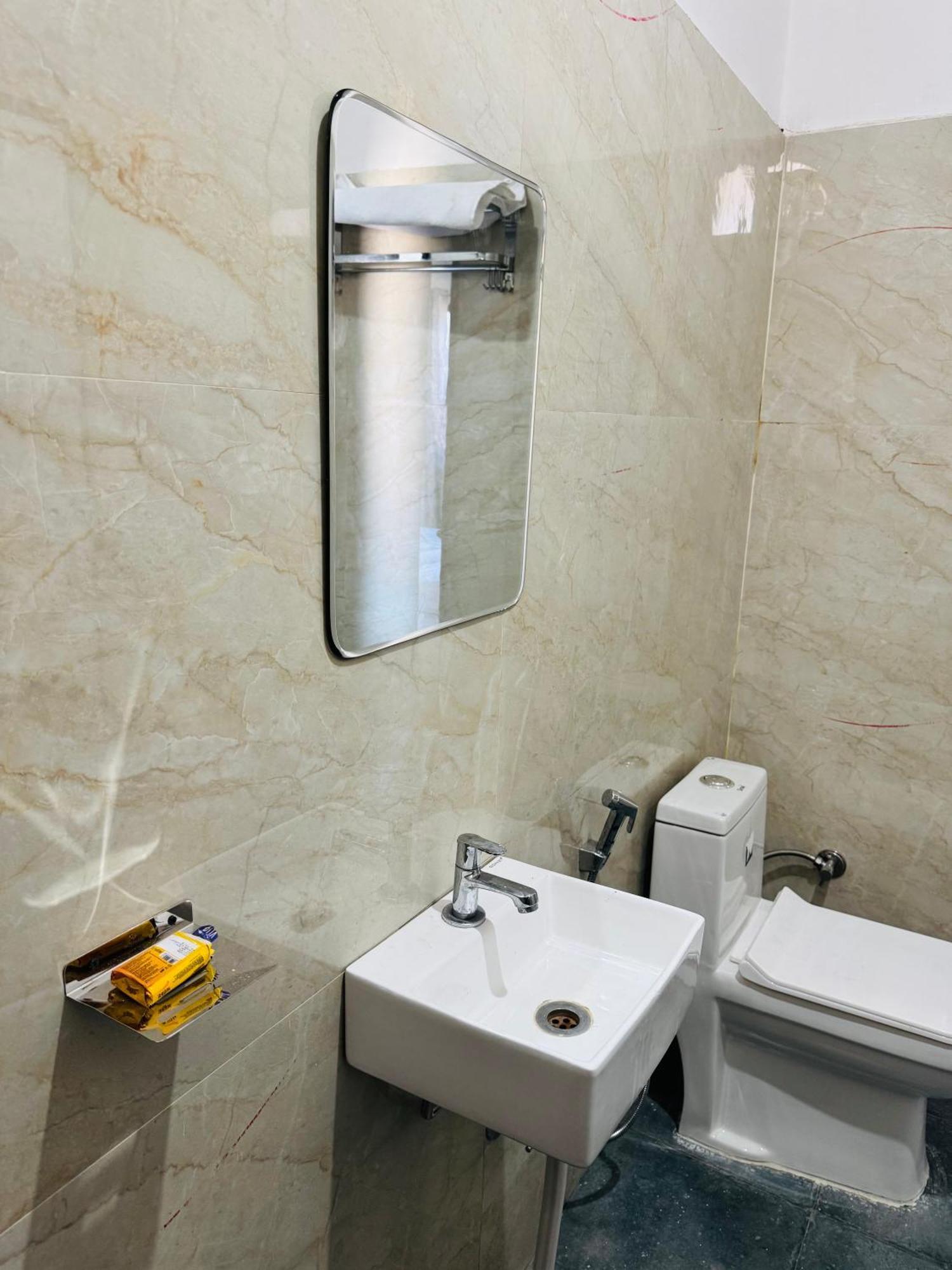 Avondale Hotel Jaipur