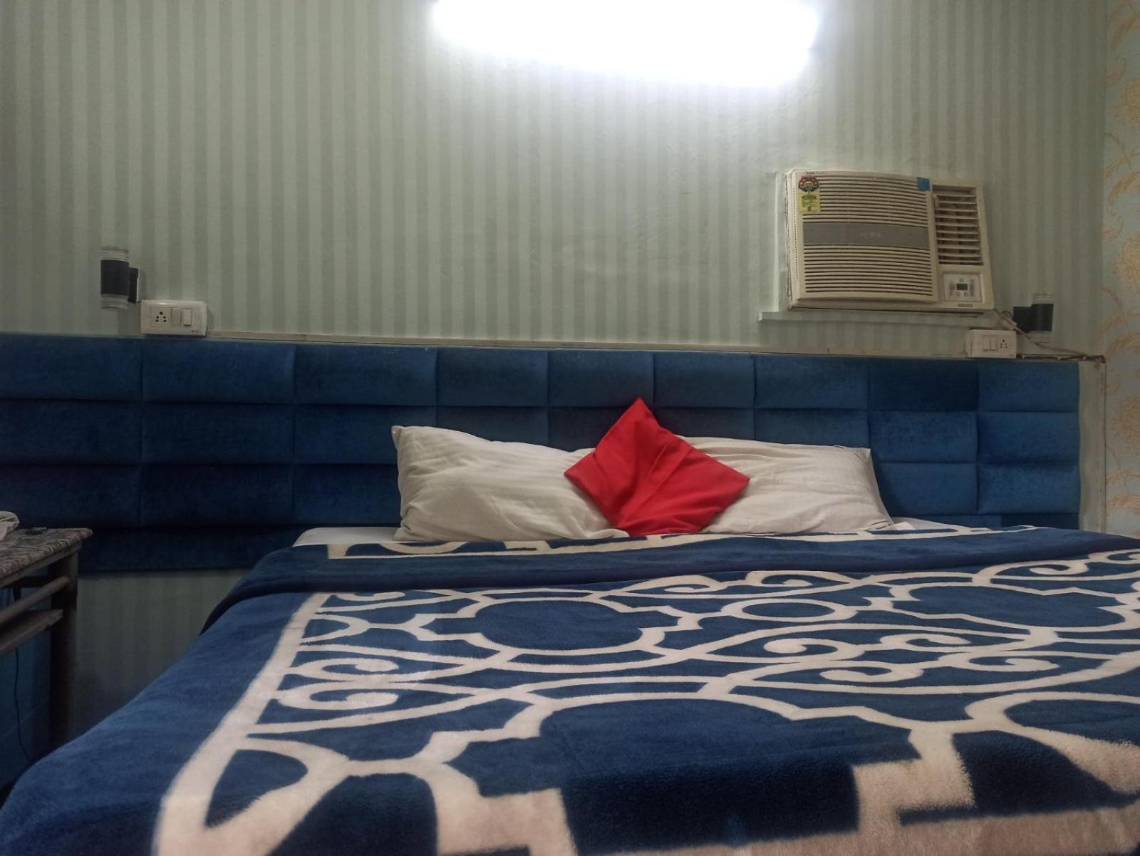 Hotel Meenu Jaipur