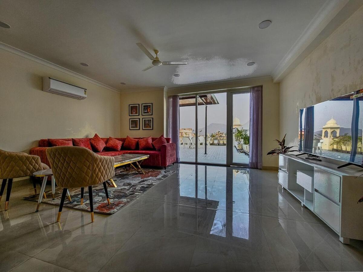 4bhk Penthouse-amber In The Dunes, Amer Road