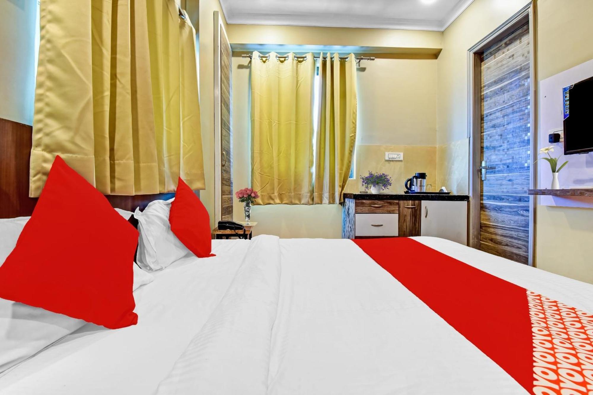 O Shiv Kalpana Hotel 3*