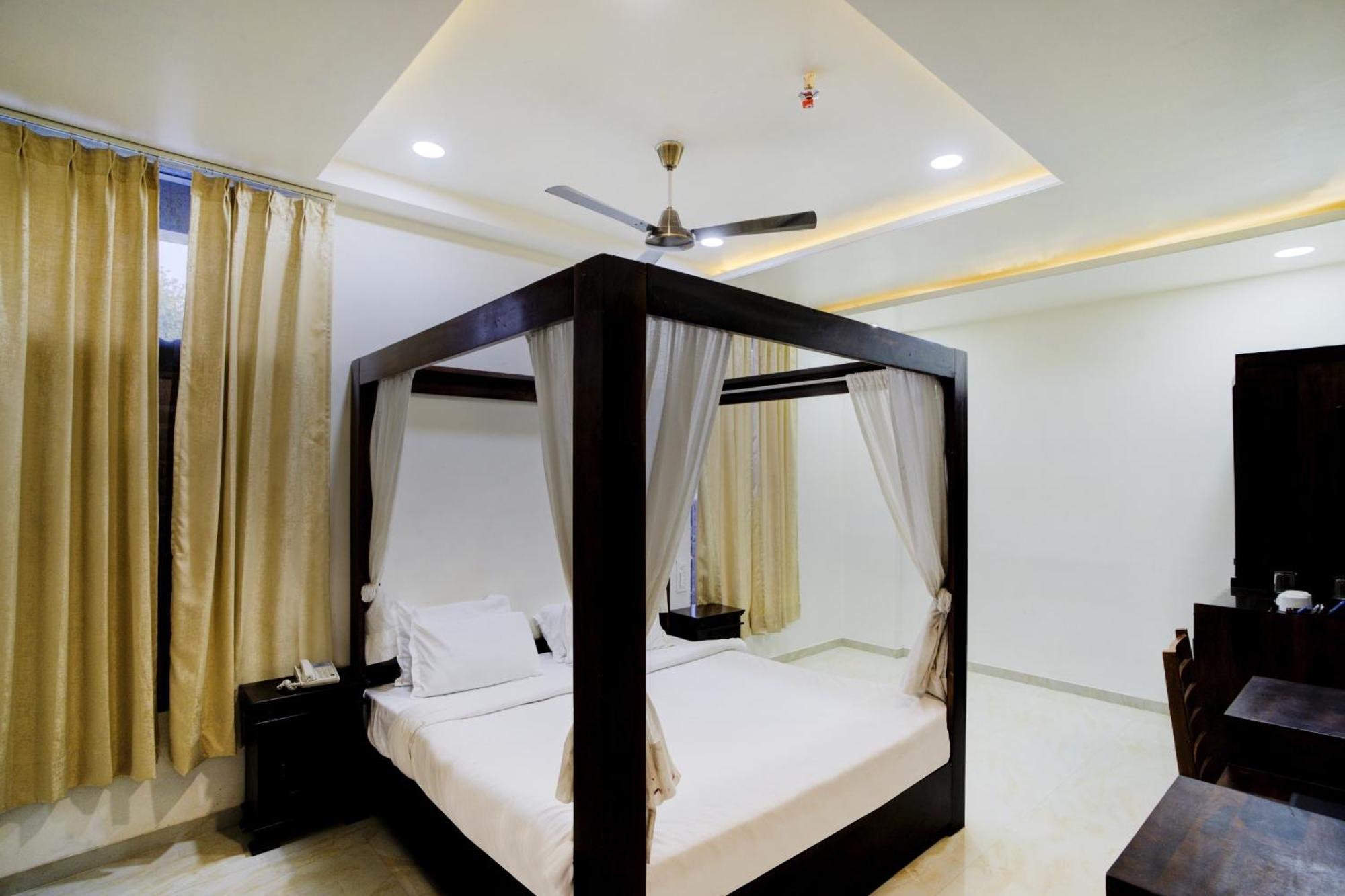Resort Palette - Madhogarh