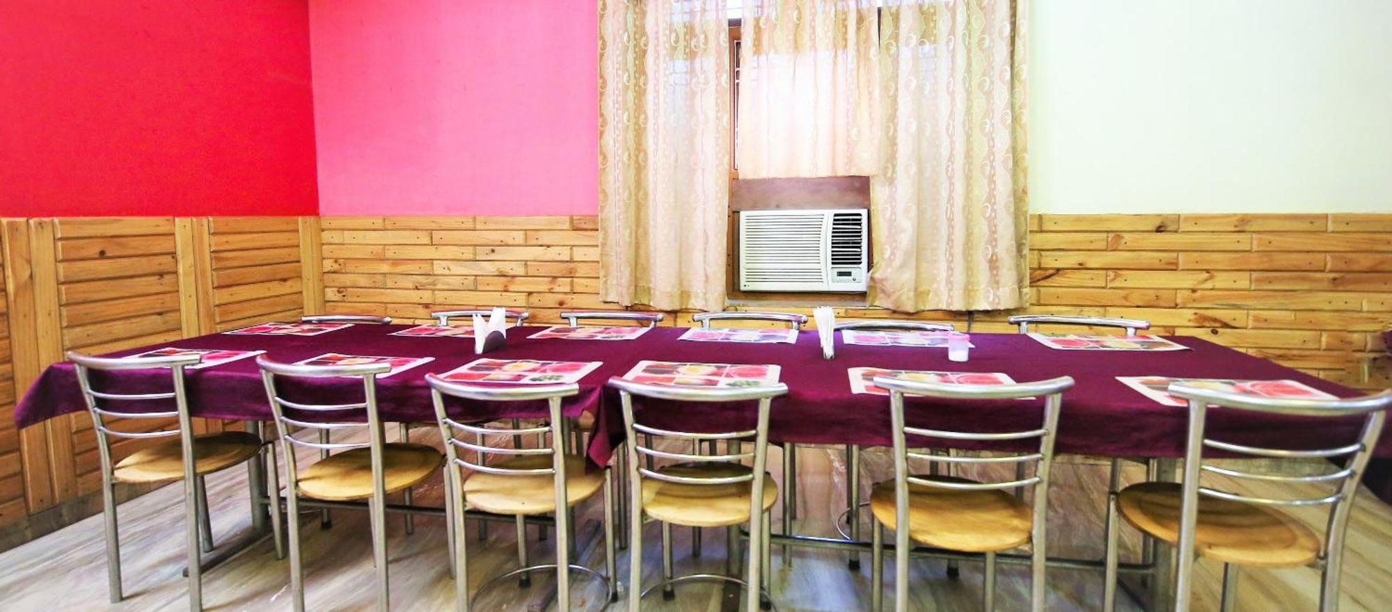 Hotel Collection O Manohar Palace 4*
