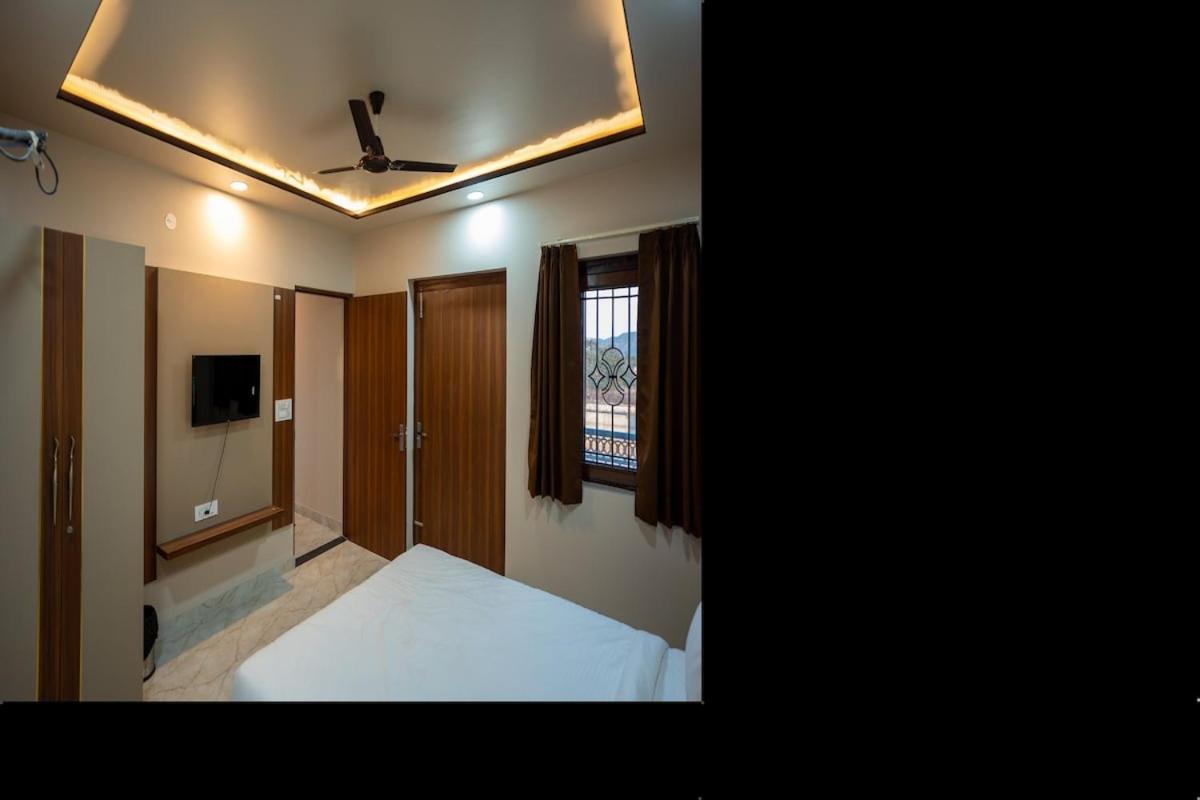Bvilla - A Secret Paradise, Surrounded By Nature Jaipur