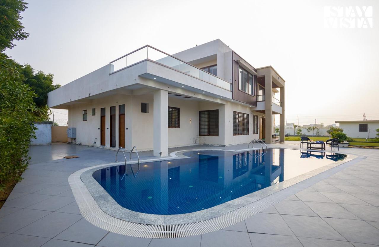 Villa Stayvista At Lush Haven With Pool, Ac Jaipur