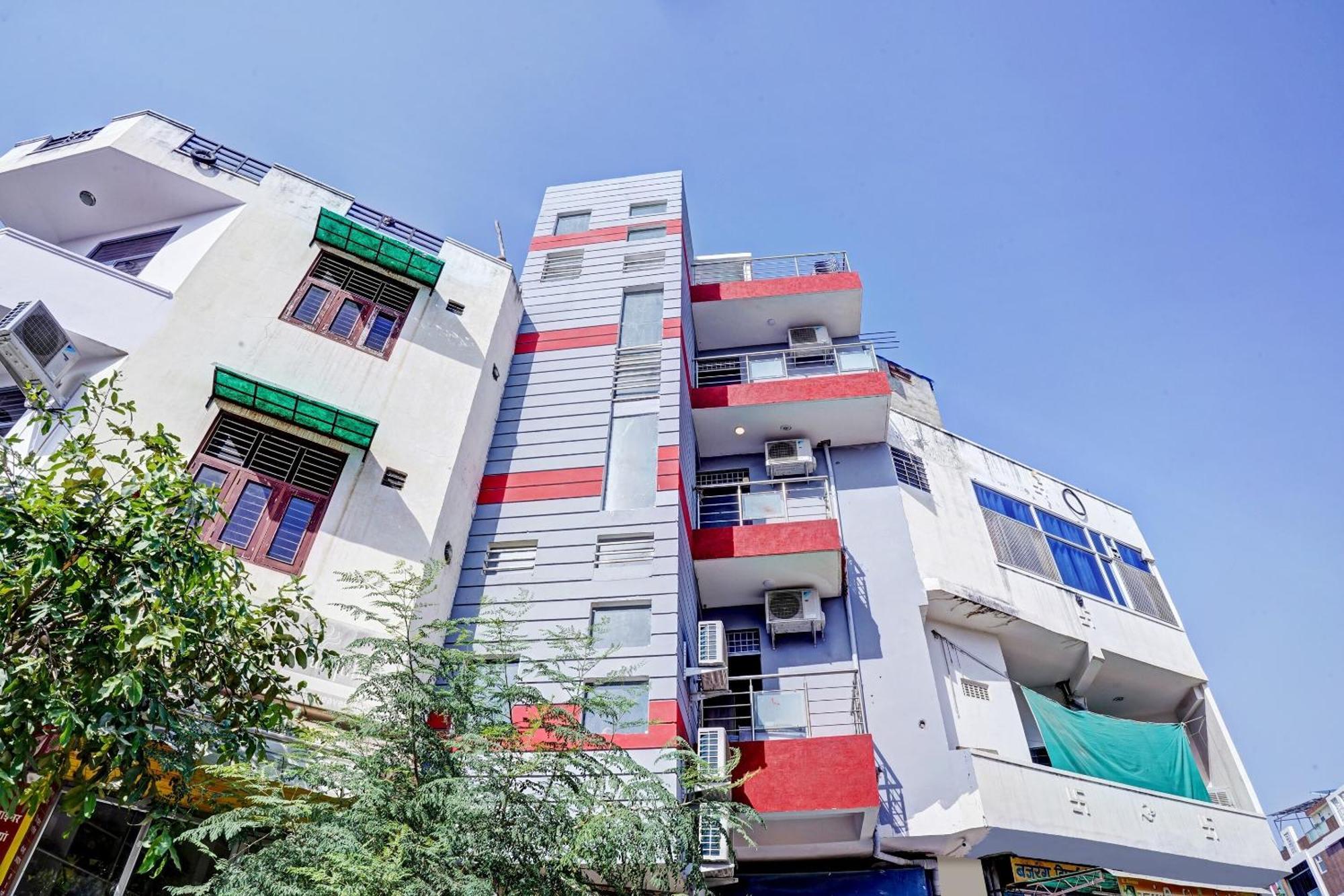Hotel Super Collection O Grand Capitol- Jaipur