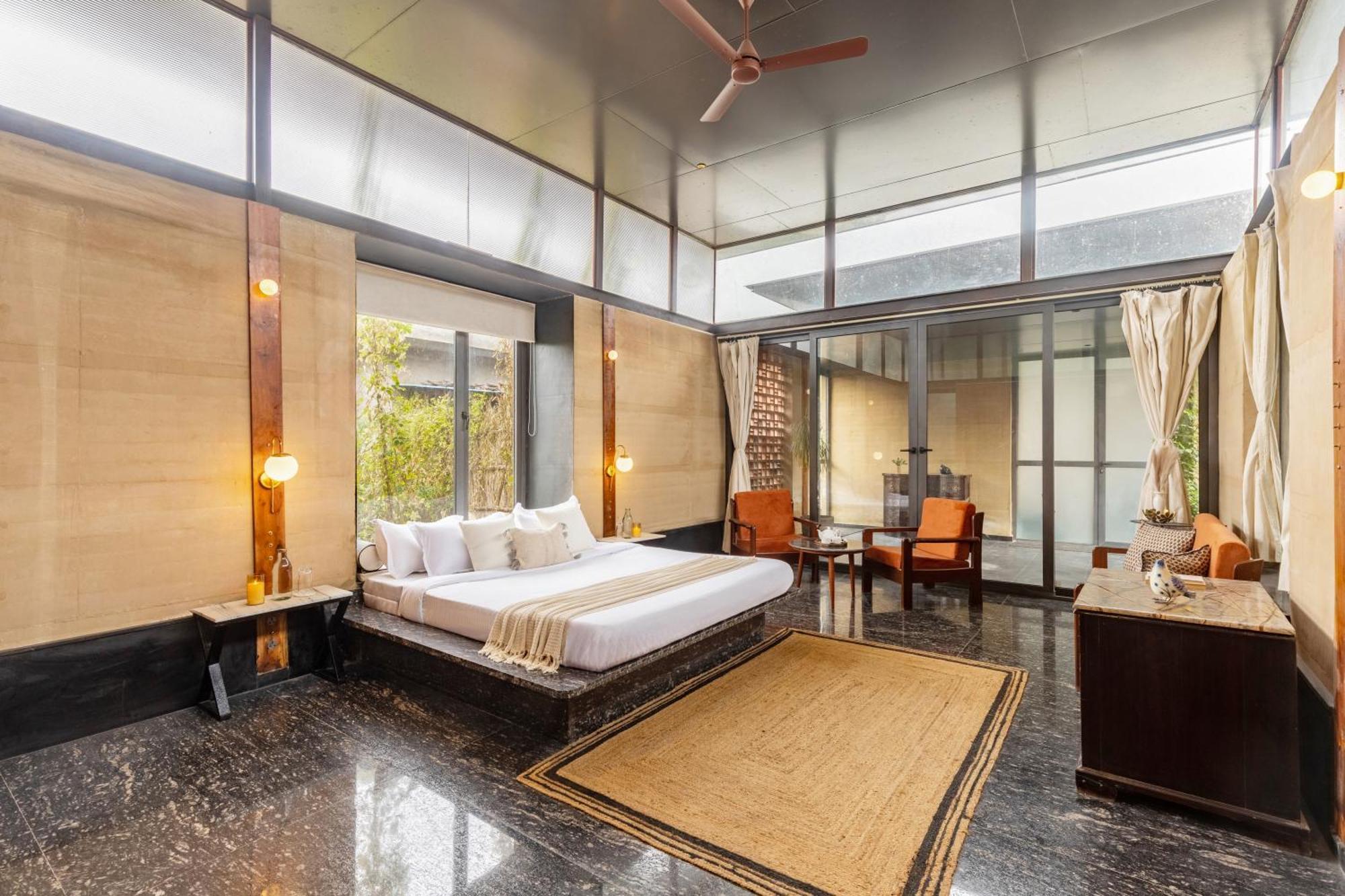 Elivaas Hari Bagh 4 Bhk With Gaming Zone & Art Nook * Jaipur