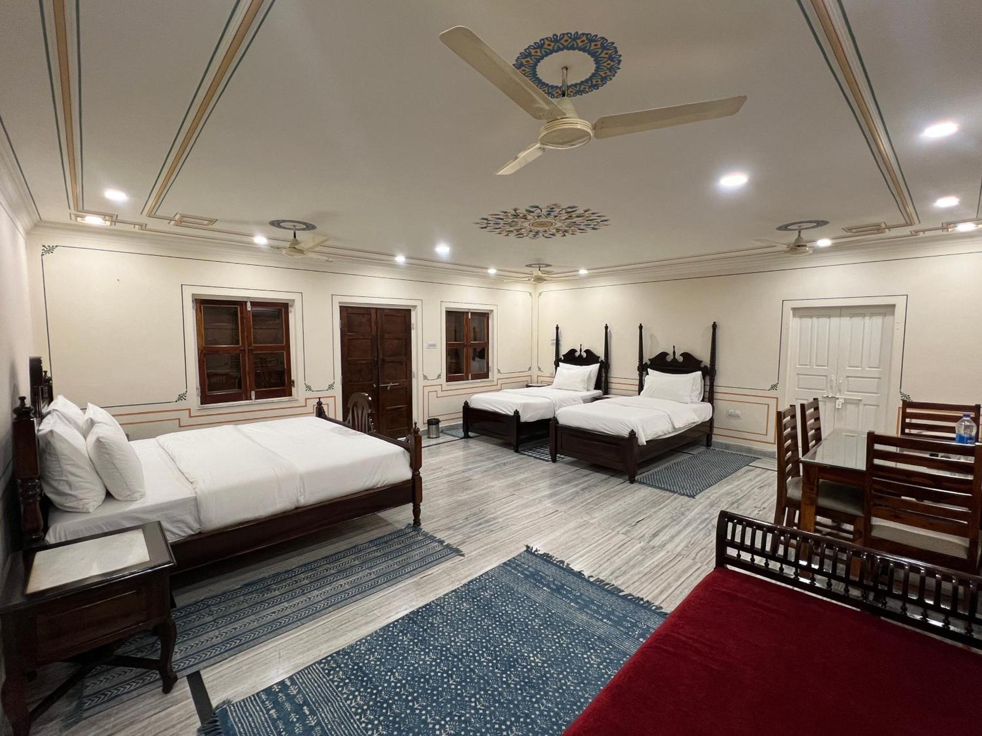 Raghunath Haveli - A Boutique Guest house *