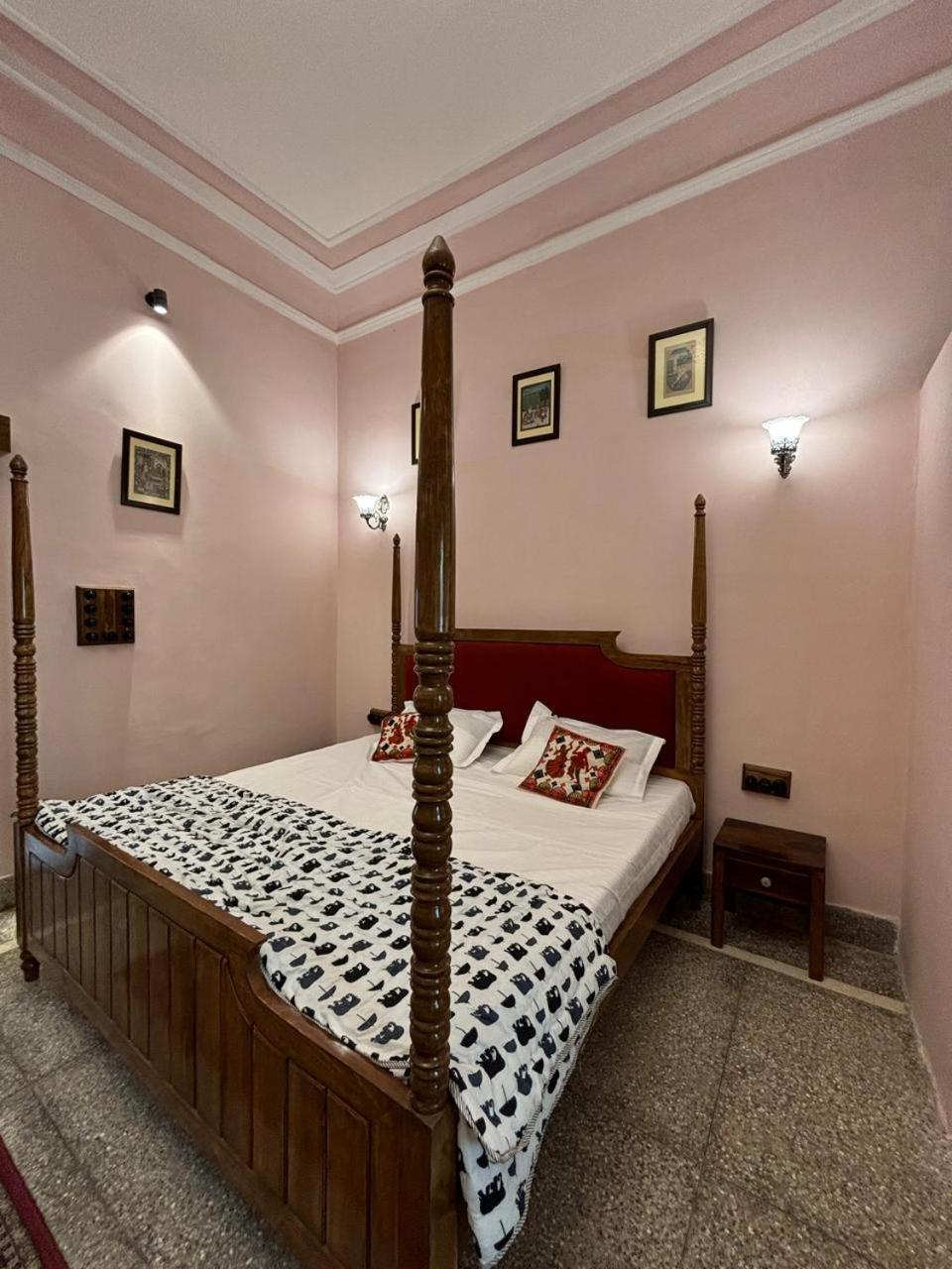 Hotel House Of Amer 3*