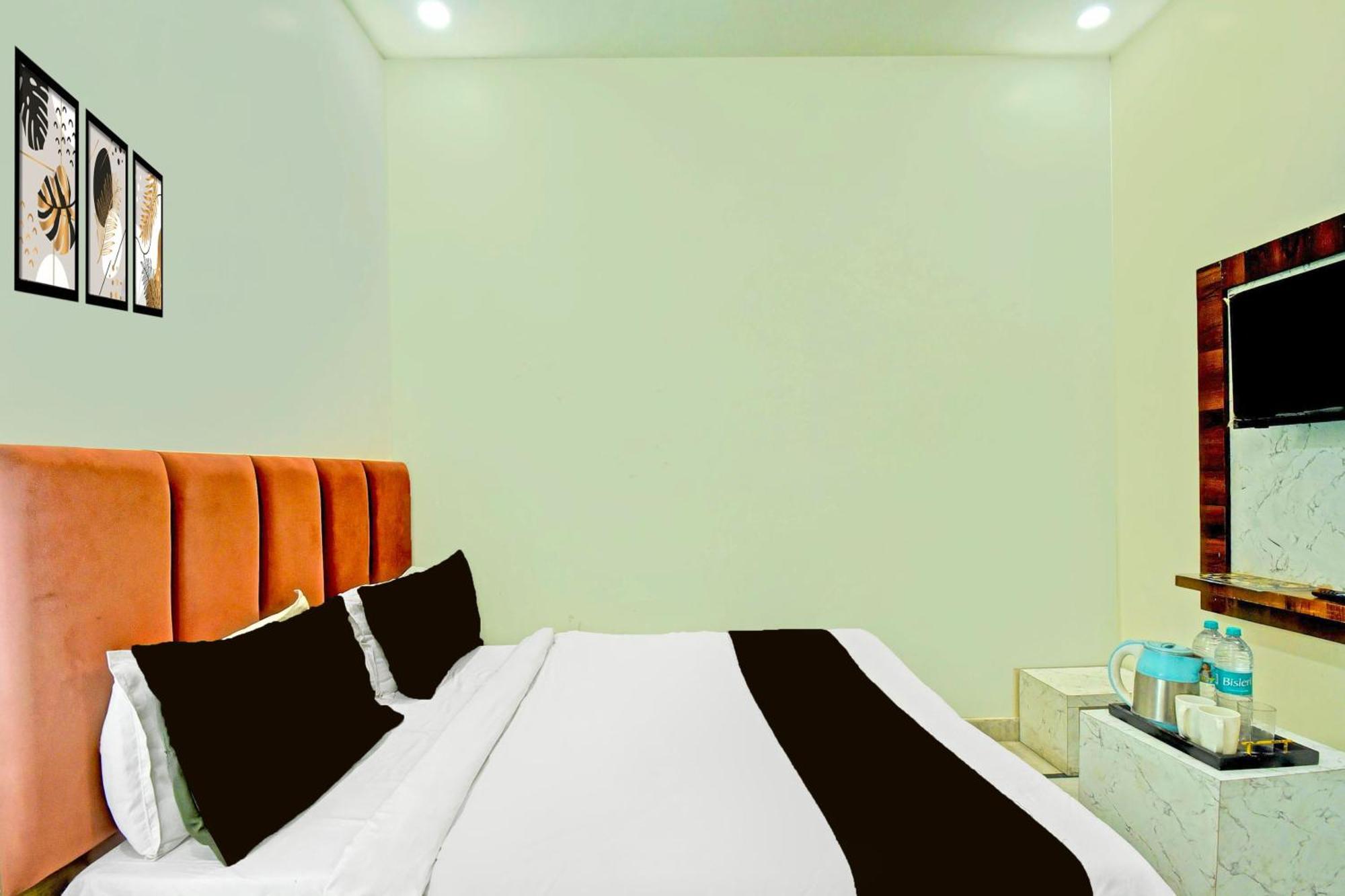 Hotel O Royal Govindam 3*