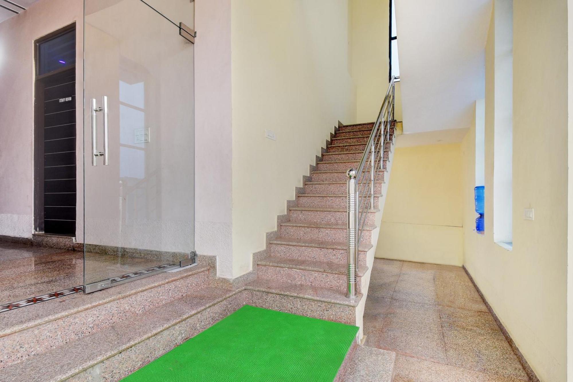 Hotel O Sawariya Palace Jaipur