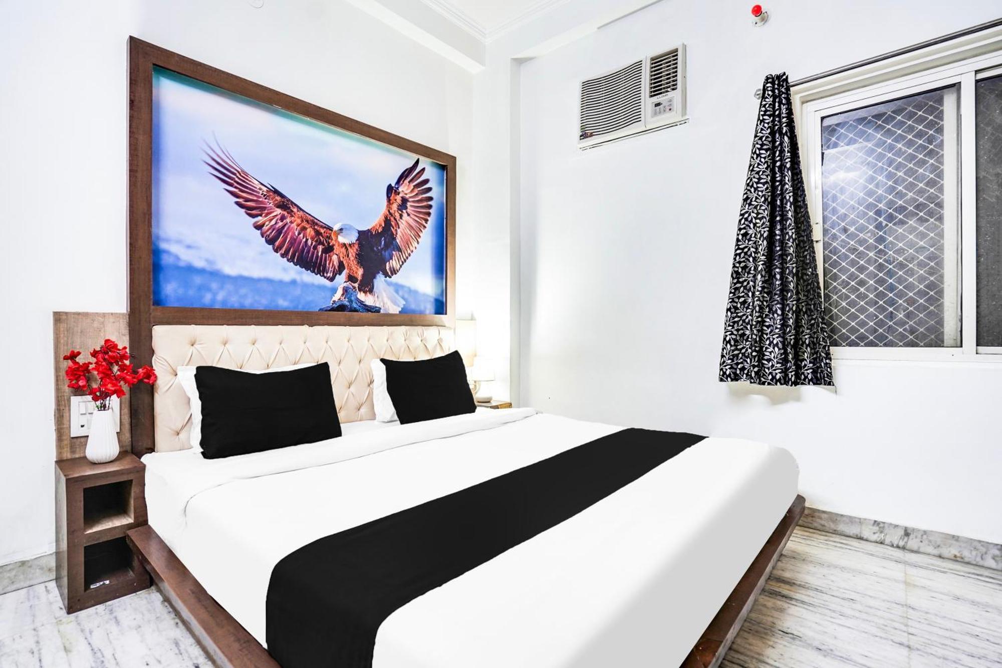 Super O Vaishali Nagar Hotel 4*