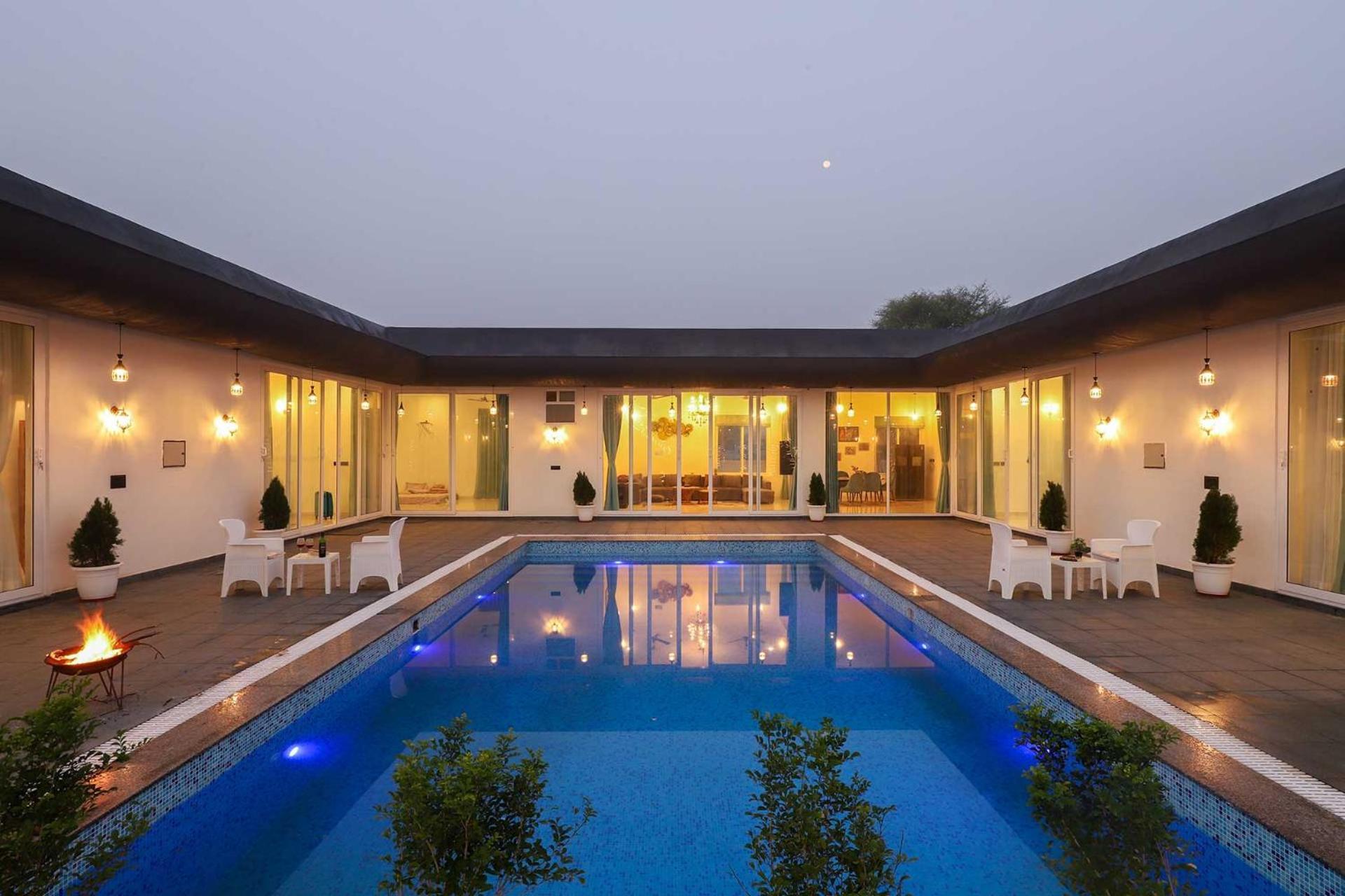 4bhk Luxury Private By The Party Citadel *