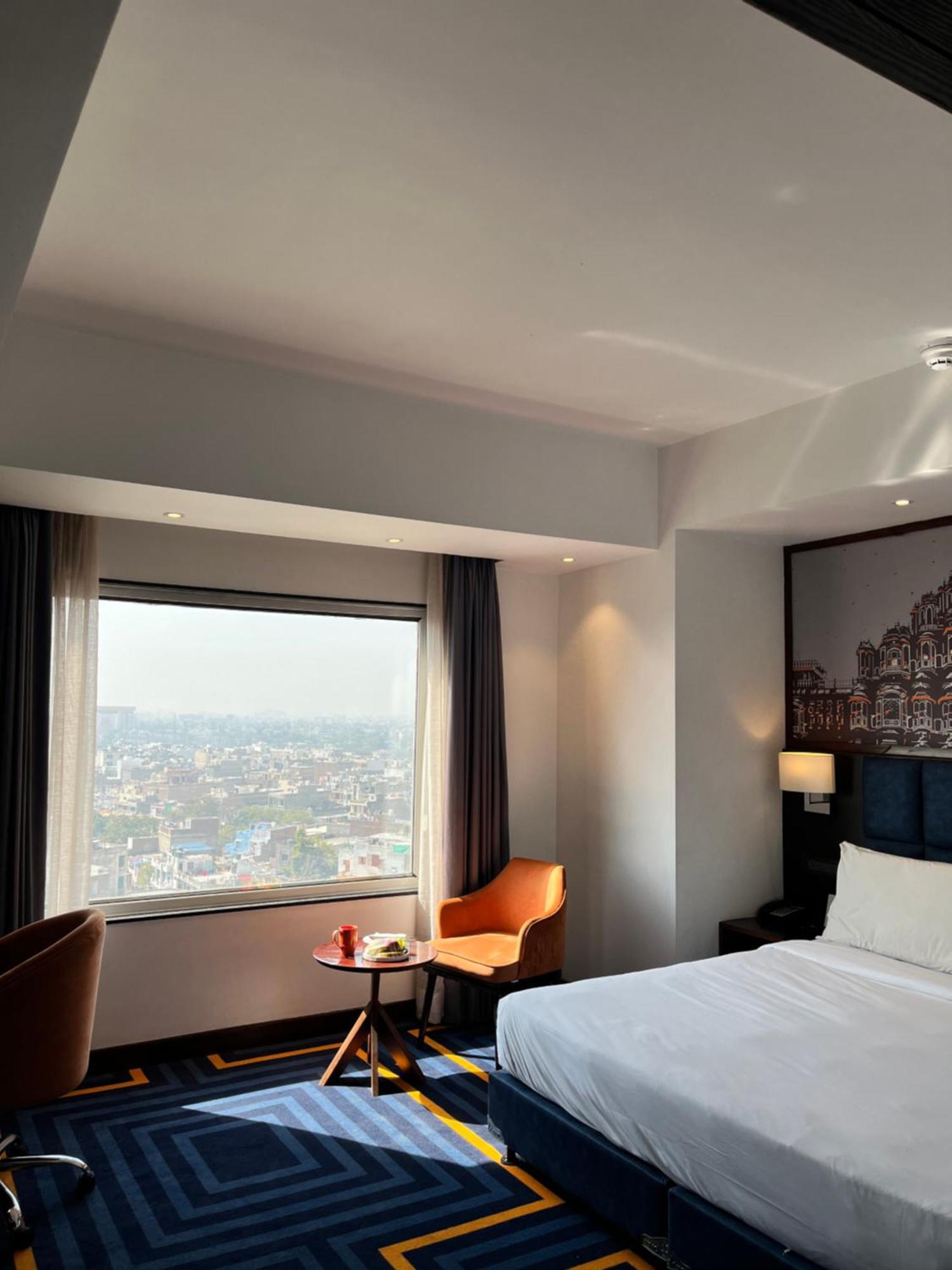 Express & Gopalpura 4*