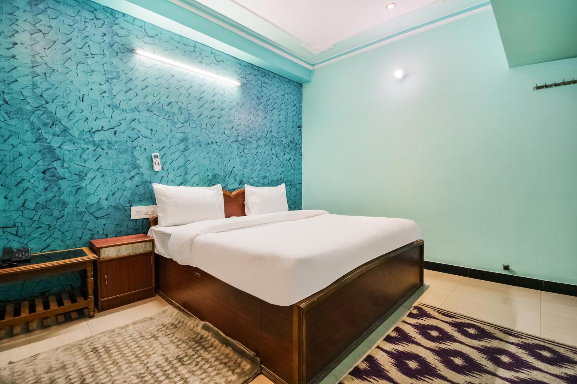 Hotel O Shree Ram Palace