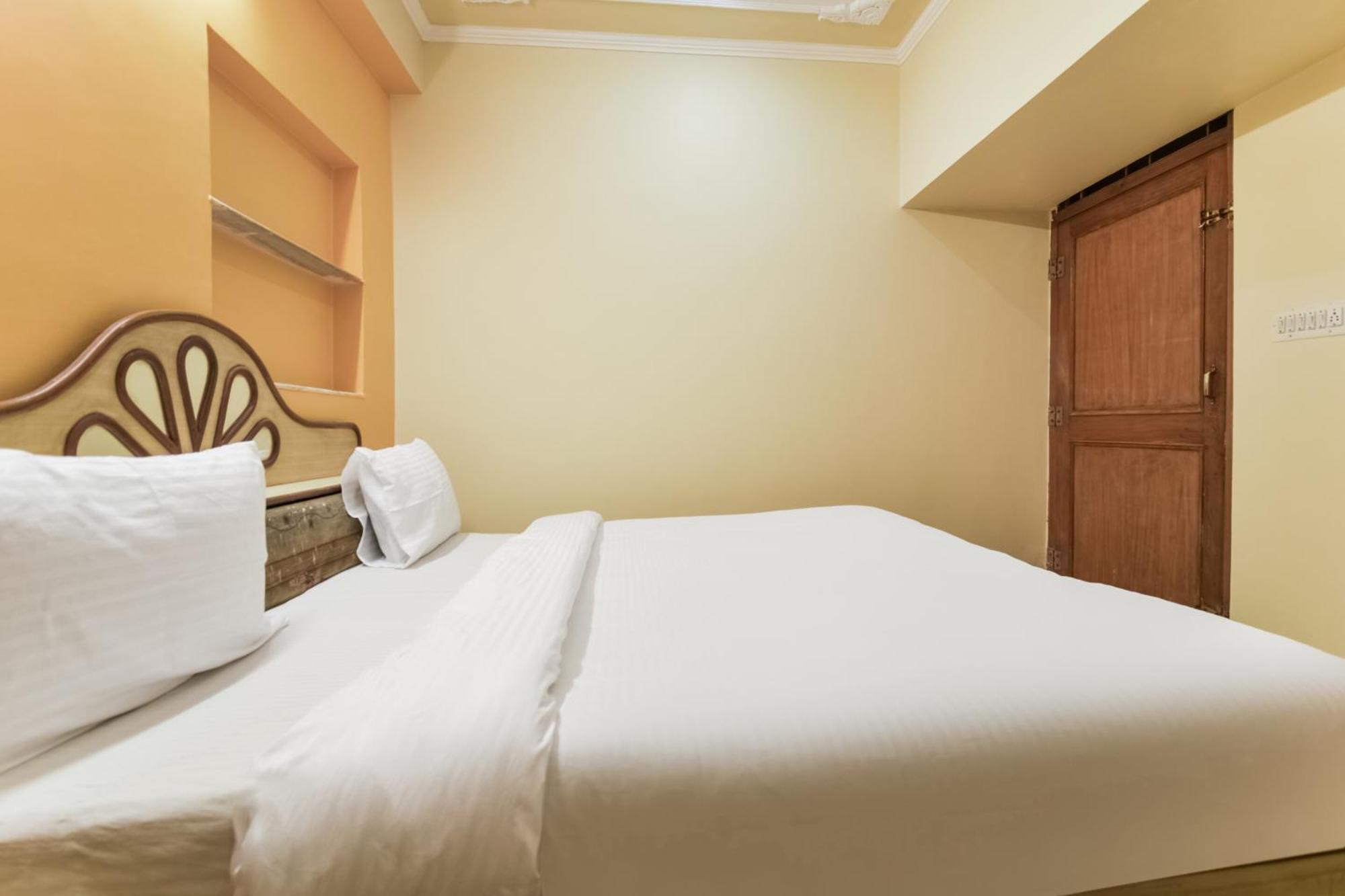 Hotel O Shree Ram Palace