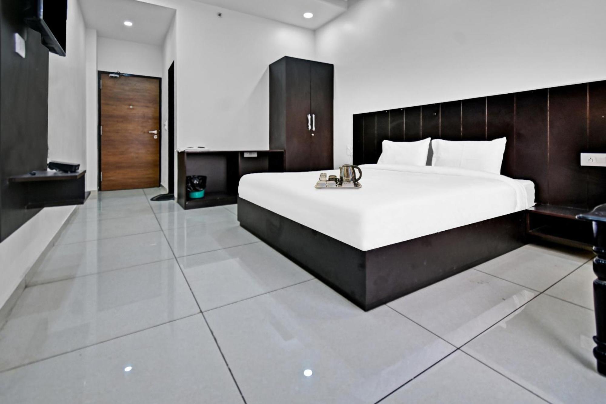 Hotel Townhouse By My Jaipur