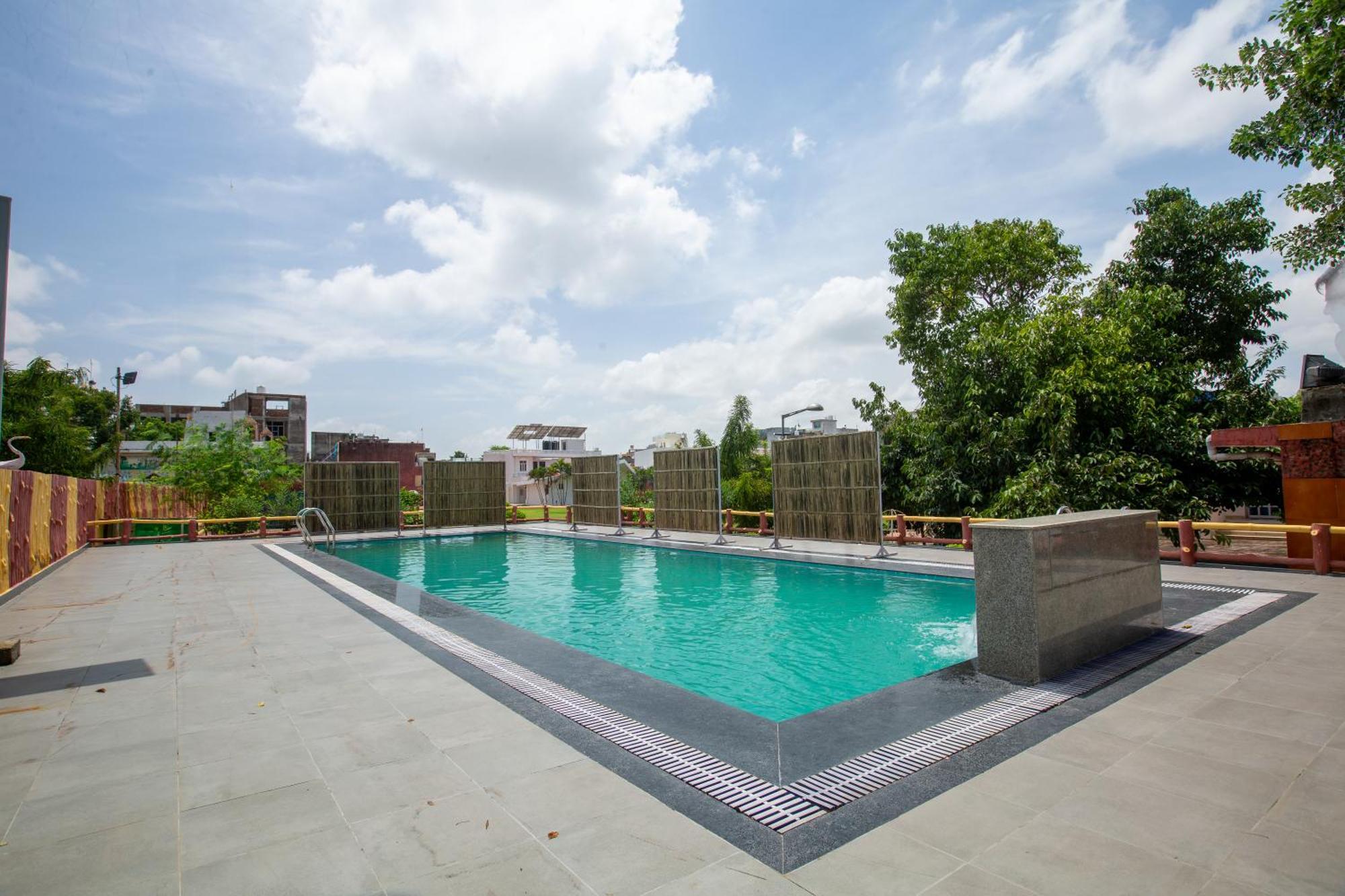 Villa Palm Familia-6bhk Italian With Cook *